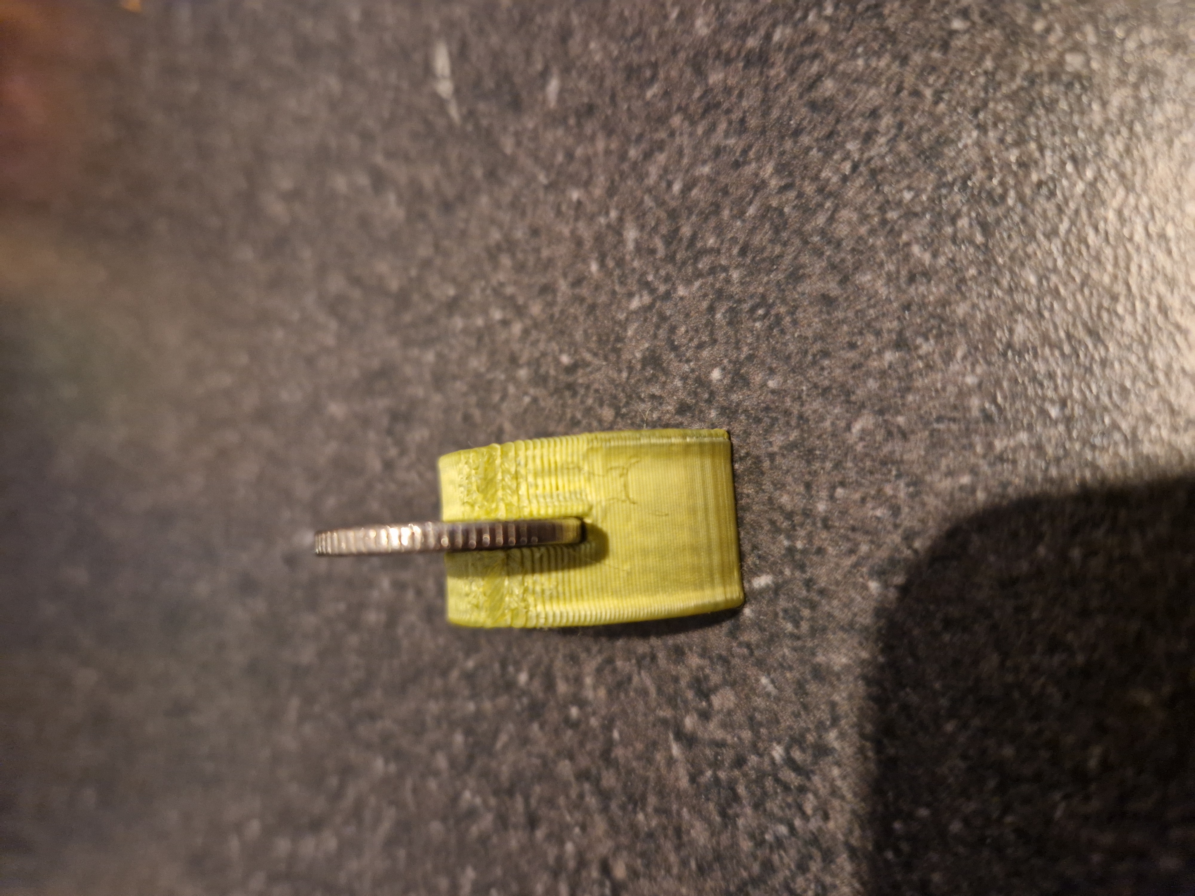 5p coin stand — thumbnail 4