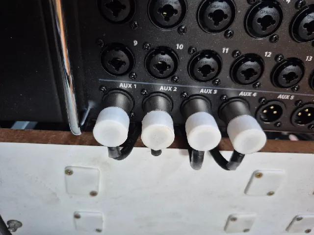 SA2X XLR short right-angle cap – no cutting - threaded and parameterized