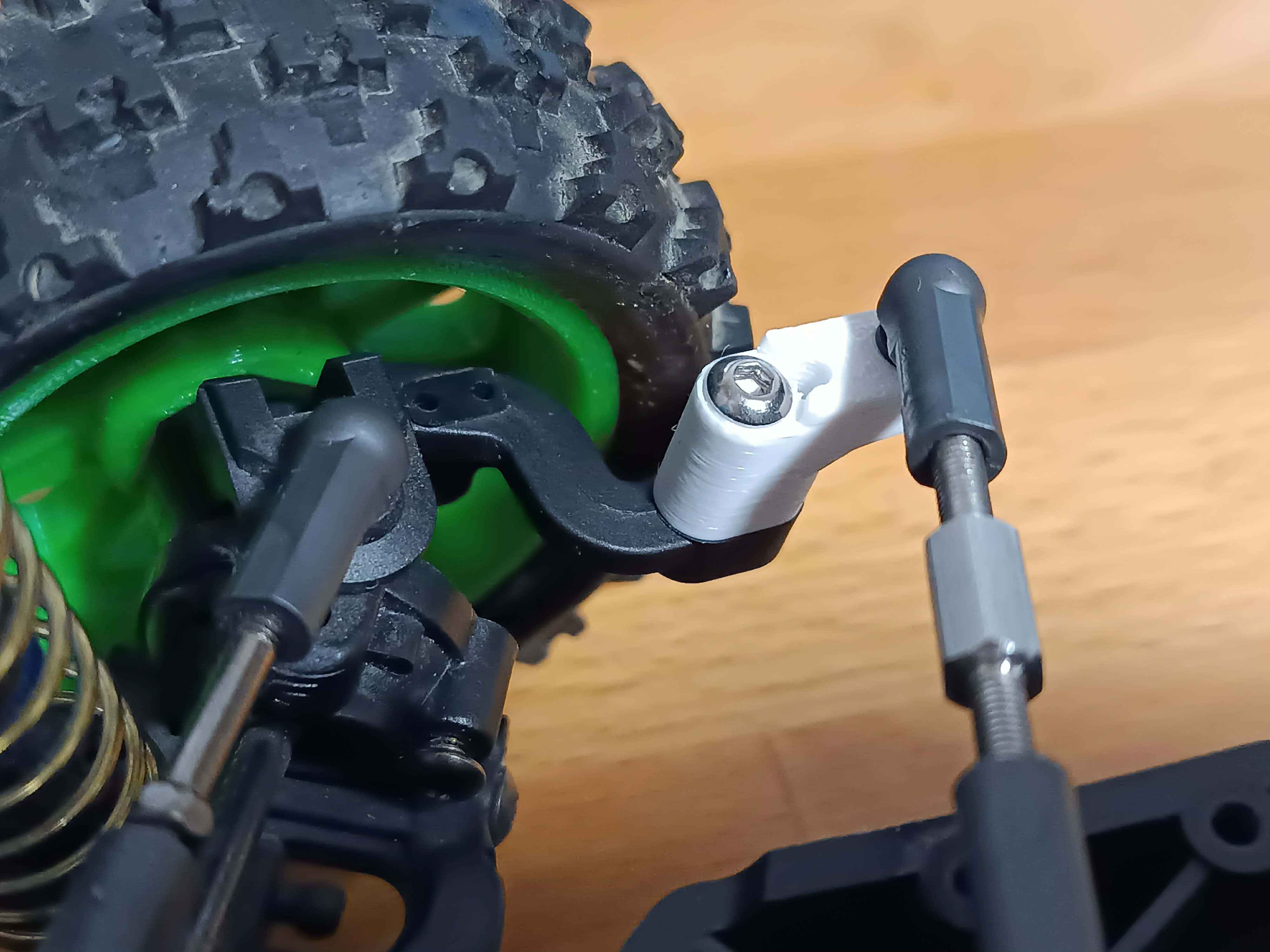 STEERING BLOCK EXTENSION FOR TAMIYA XV02