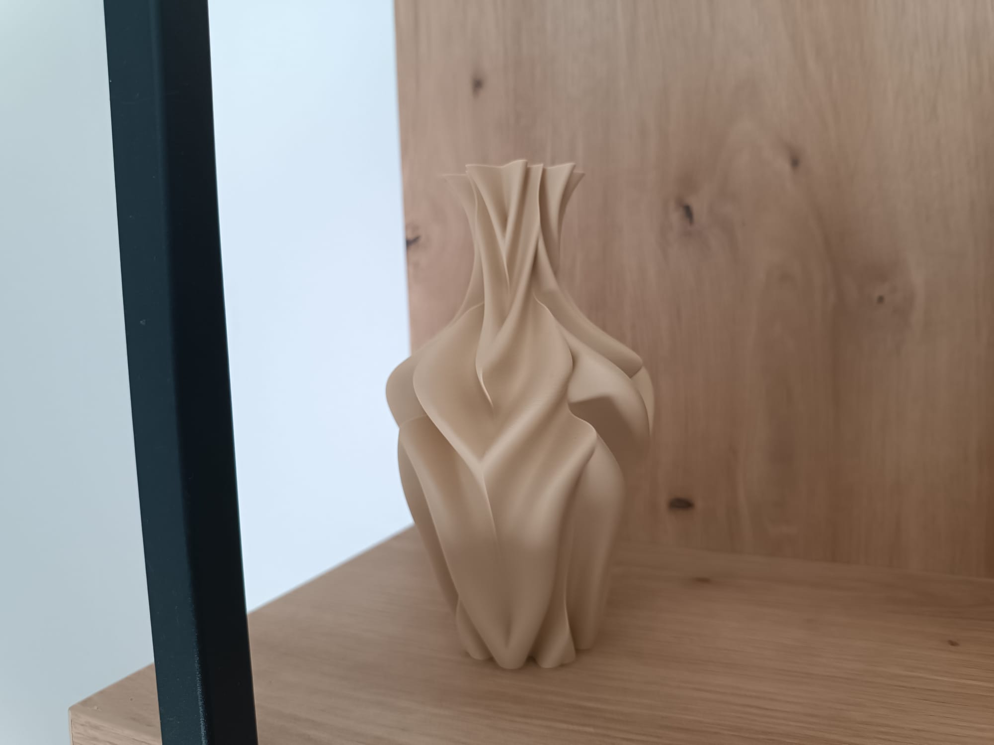 Miniatura 5 do modelo 3D Abstract vase