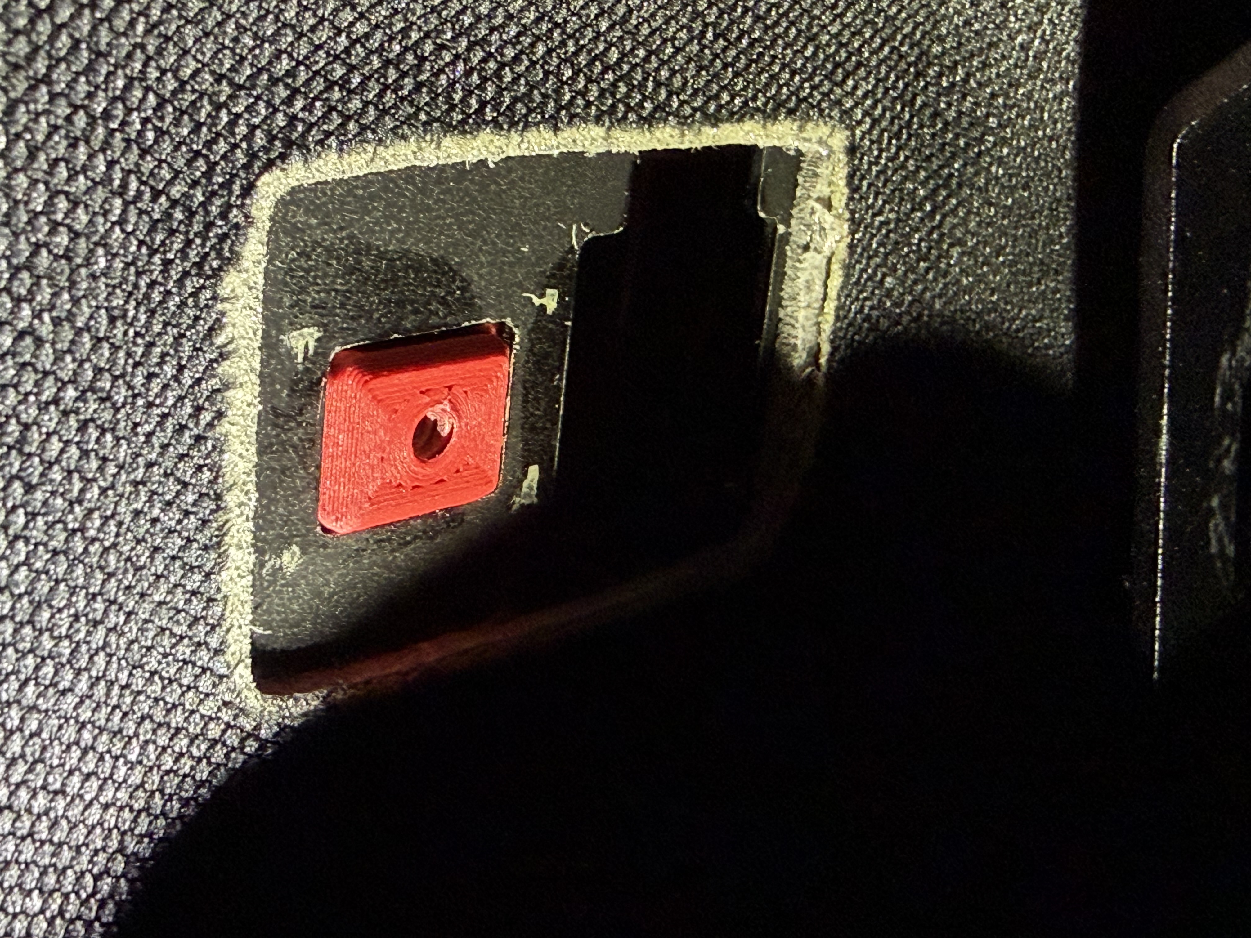 Ford Police Interceptor Utility Vehicle - Sun Visor fix.
