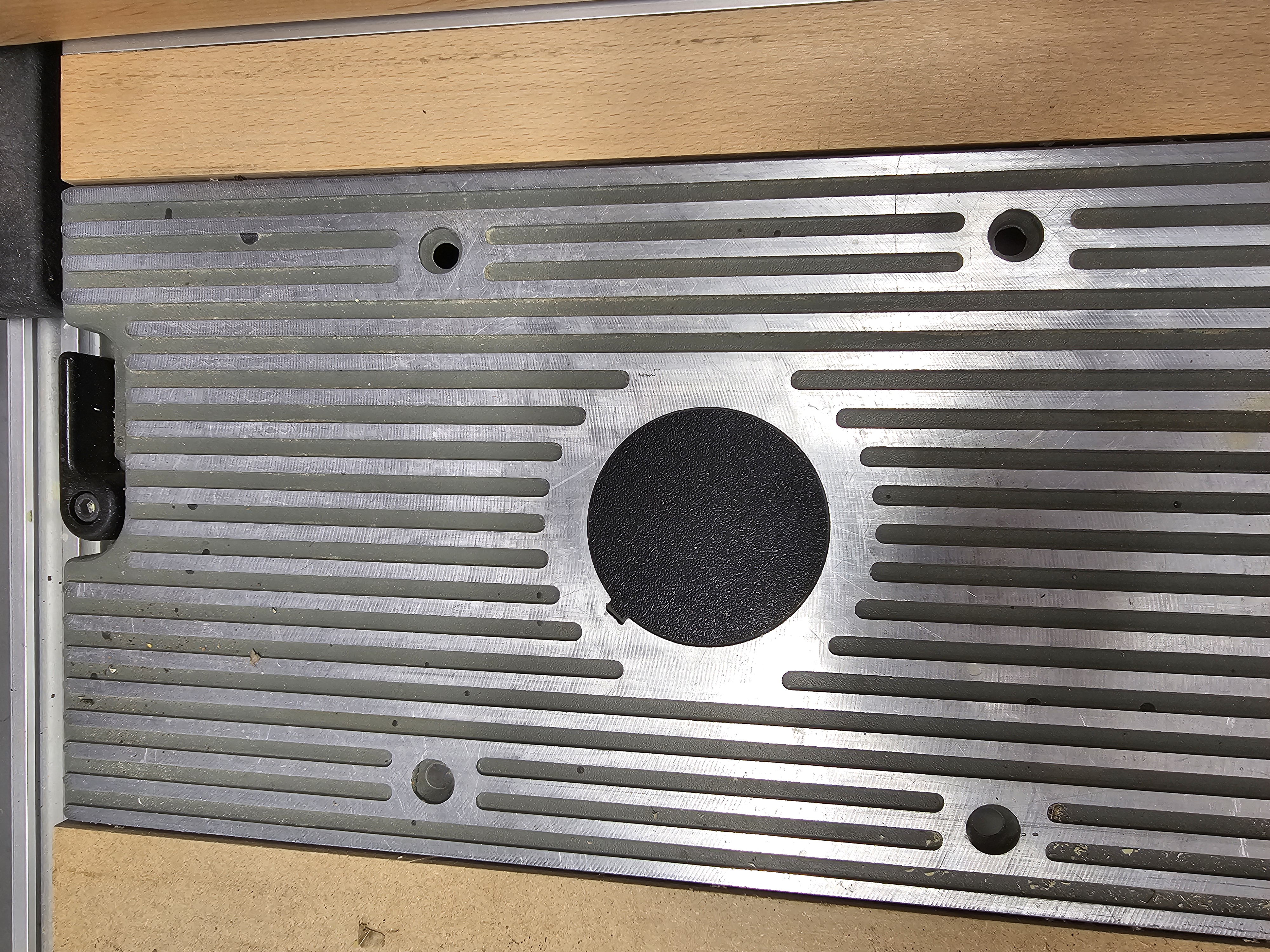 Ryobi BT3000 Router Hole Blank