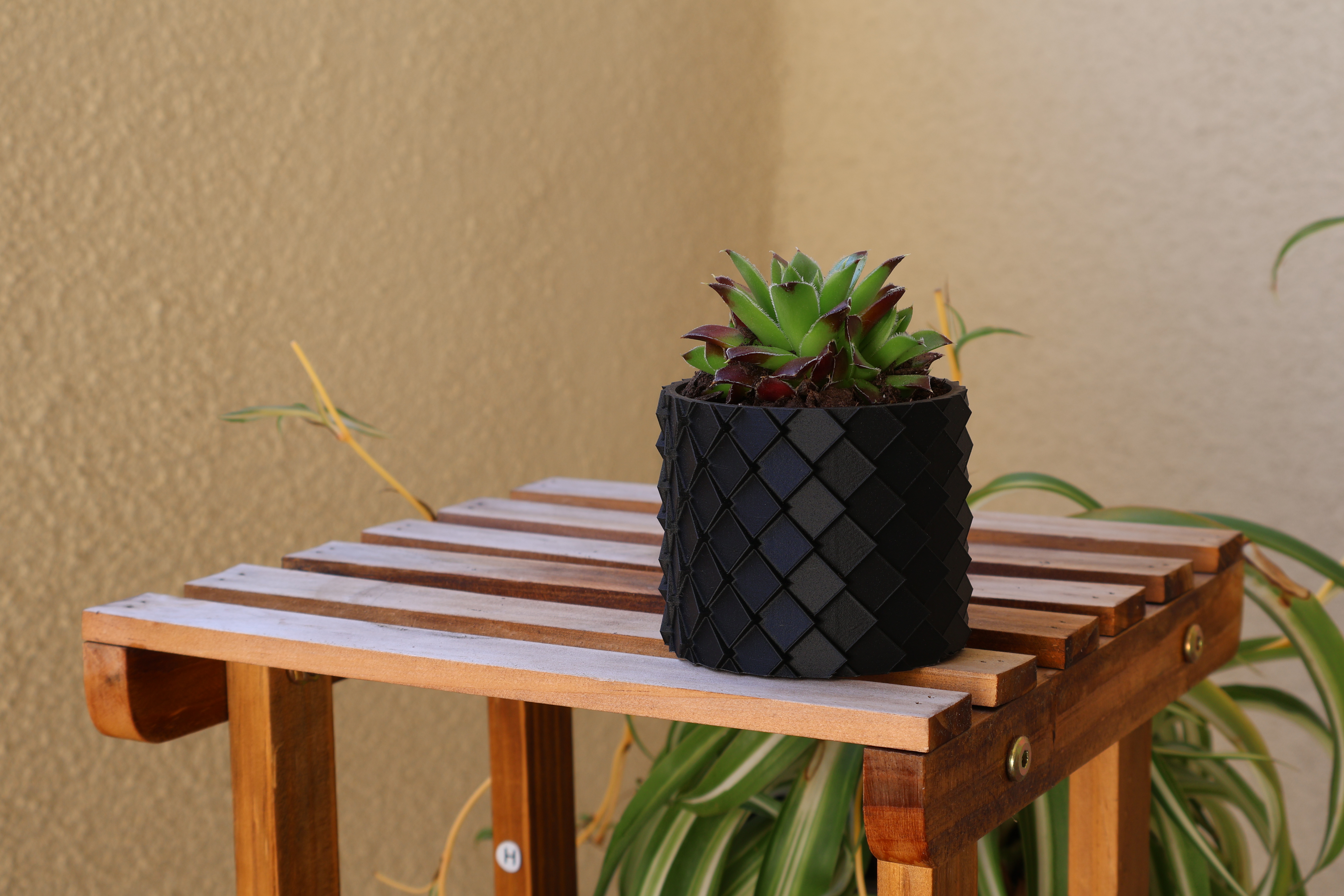 Dragon Scales Pot with drainage holes 3D model thumbnail