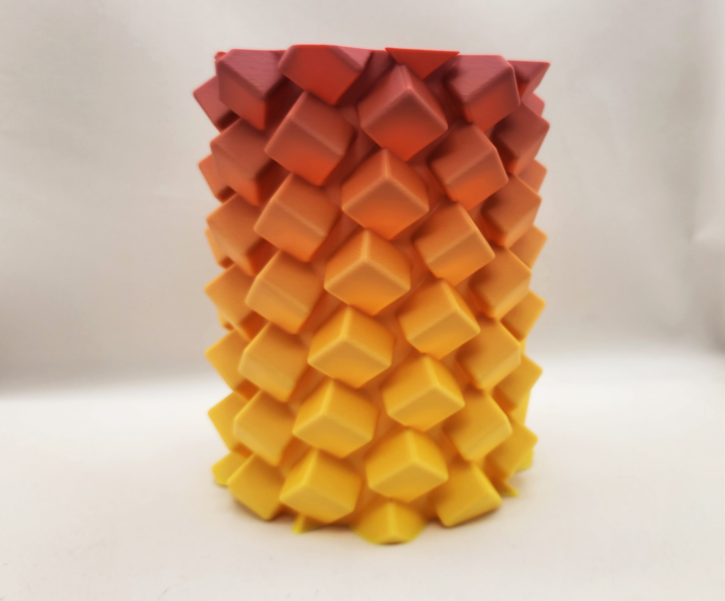 Miniatura 4 do modelo 3D ◇ Sugar Cube Spiral Vase ◇