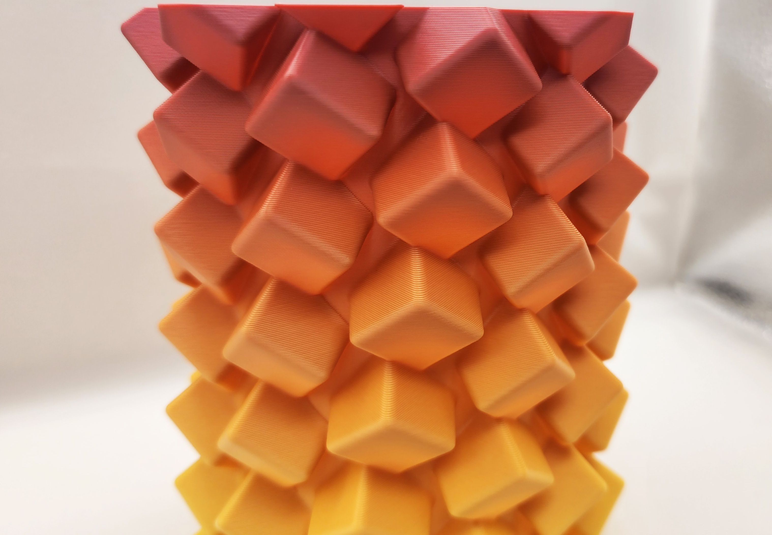 Miniatura 3 do modelo 3D ◇ Sugar Cube Spiral Vase ◇