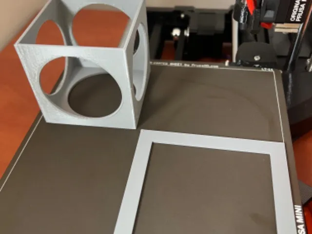 Test square and test cube to check skewness