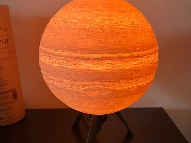 Lithophane Jupiter Lamp