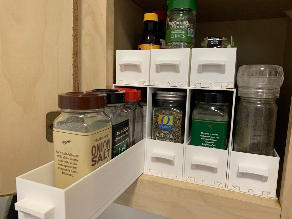Miniatura 2 do modelo 3D Fully parametric spice rack