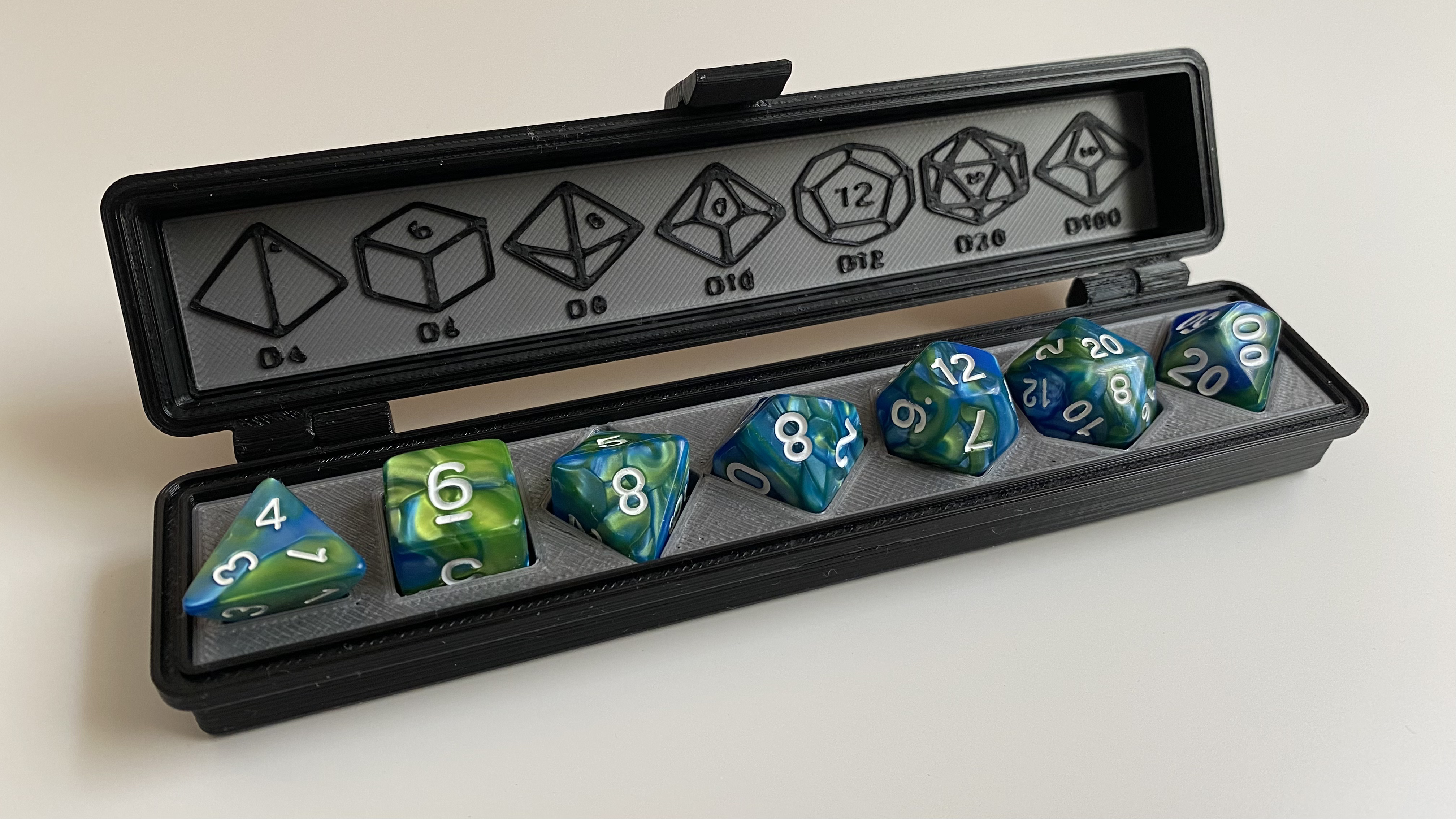 Print-In-Place Beginners Dice Case 3D model thumbnail