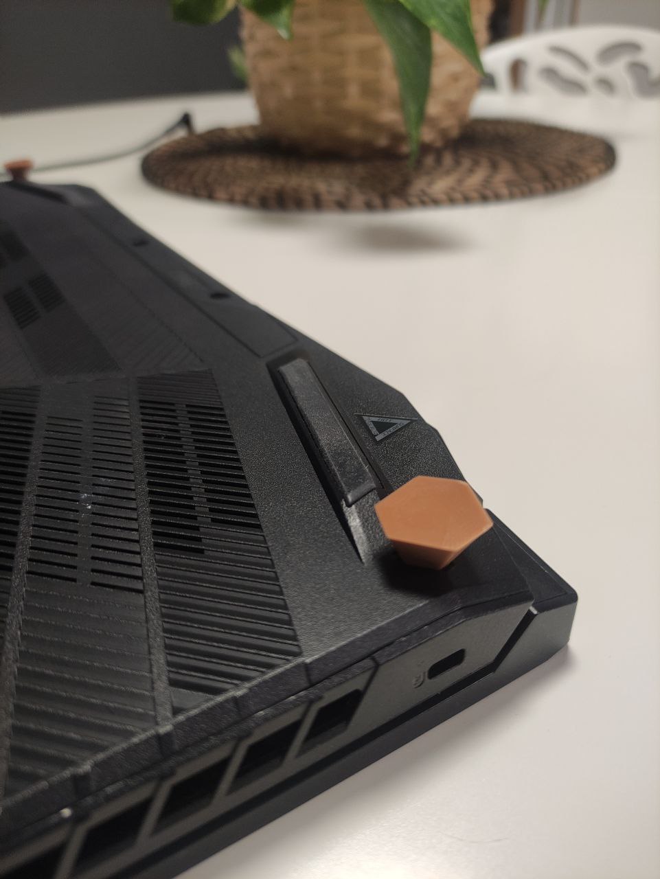 Acer nitro 5 e equivalent notebook stands. by Ljhtom (Javier Hernando