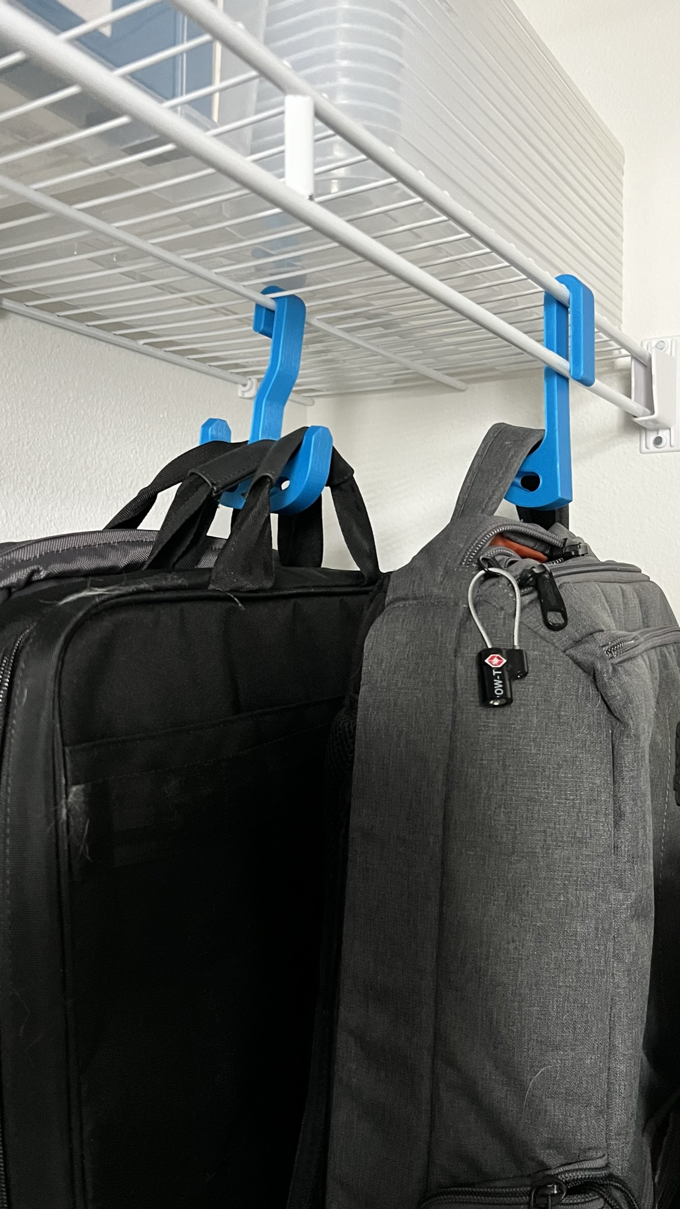 ClosetMaid Shelf Hangers by Harvinator Download free STL model