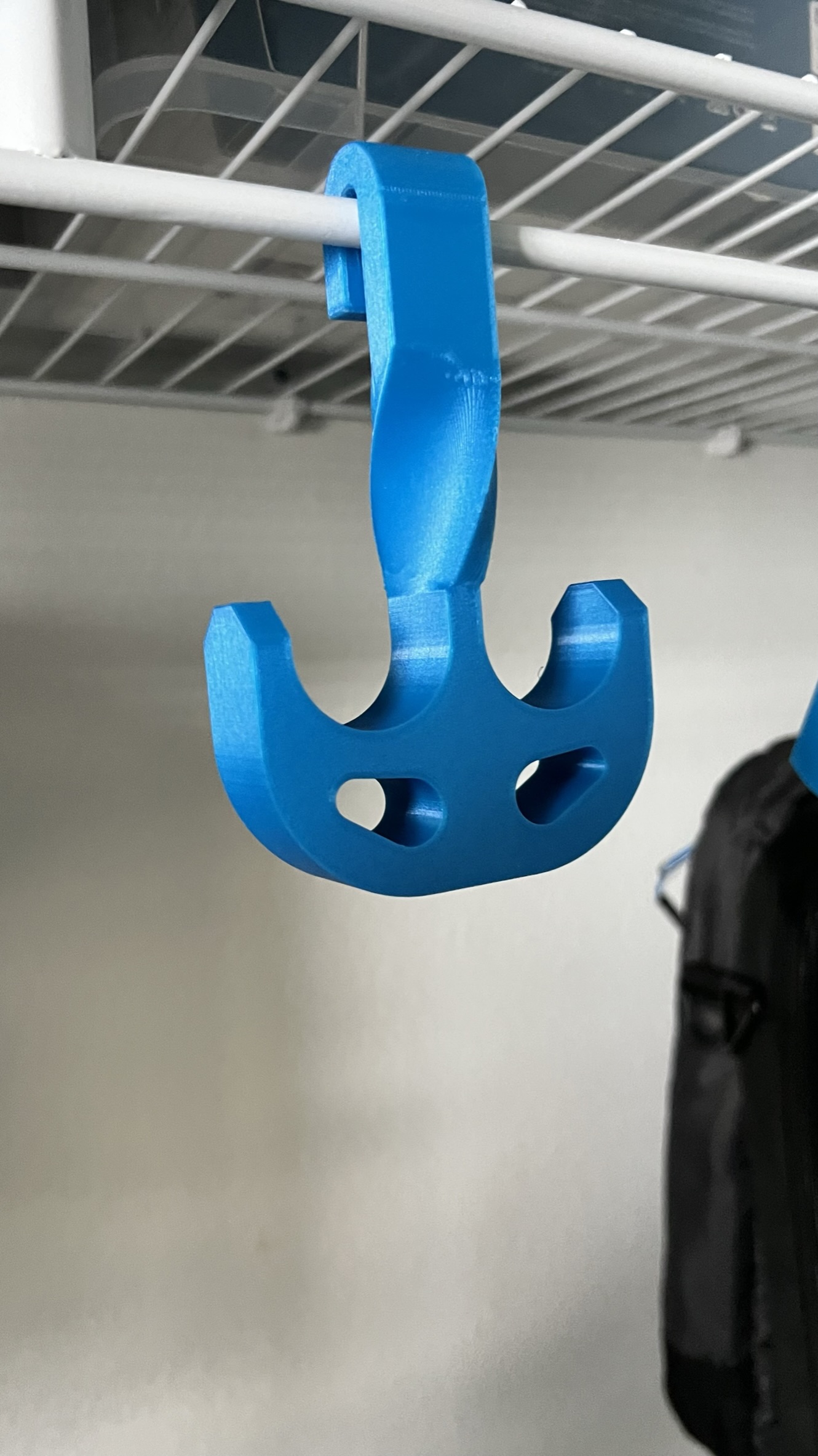 ClosetMaid Shelf Hangers by Harvinator Download free STL model