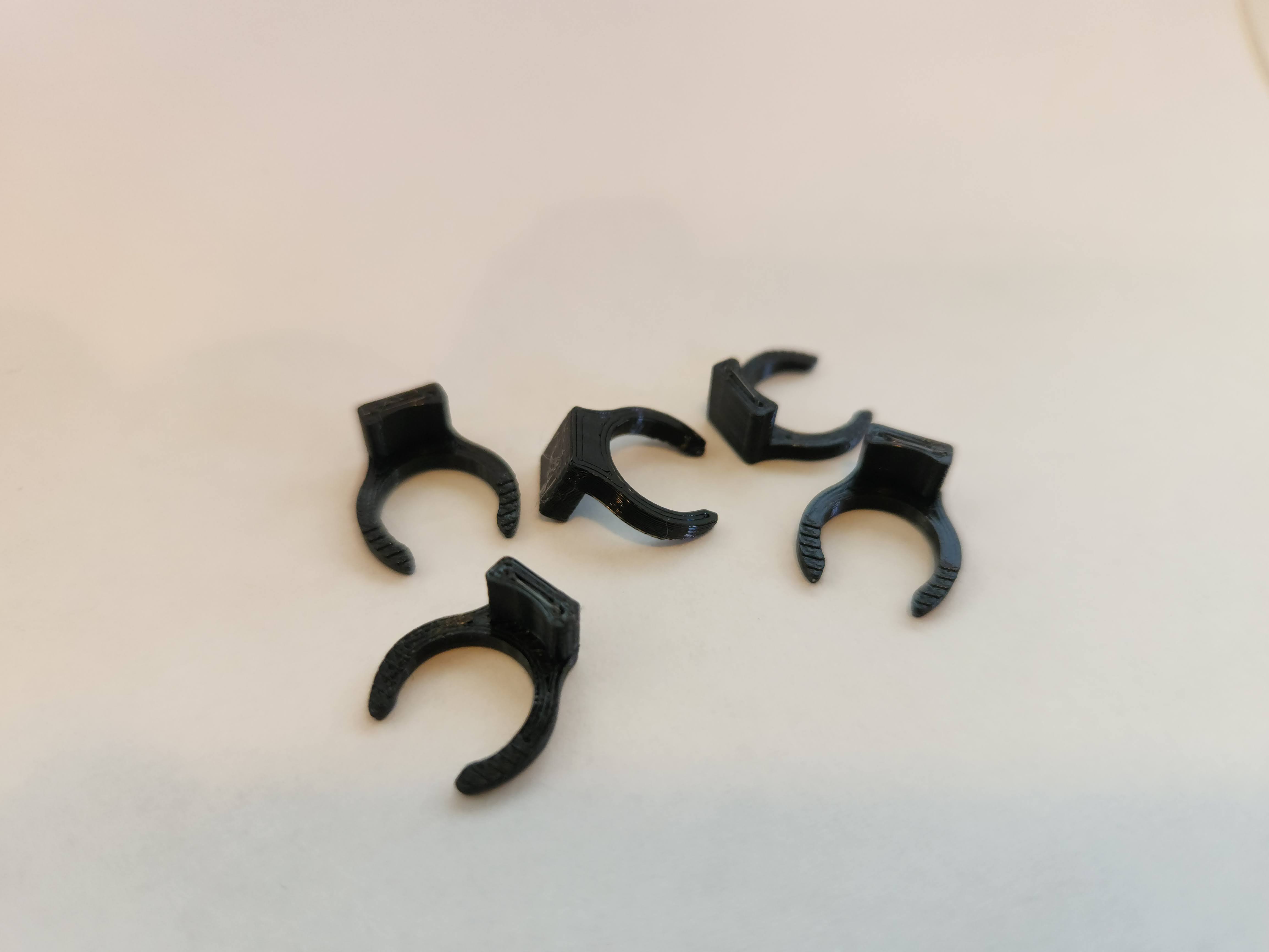 Retaining Clip for DuoTight (5/16 in) (8mm OD version) by Kraemer