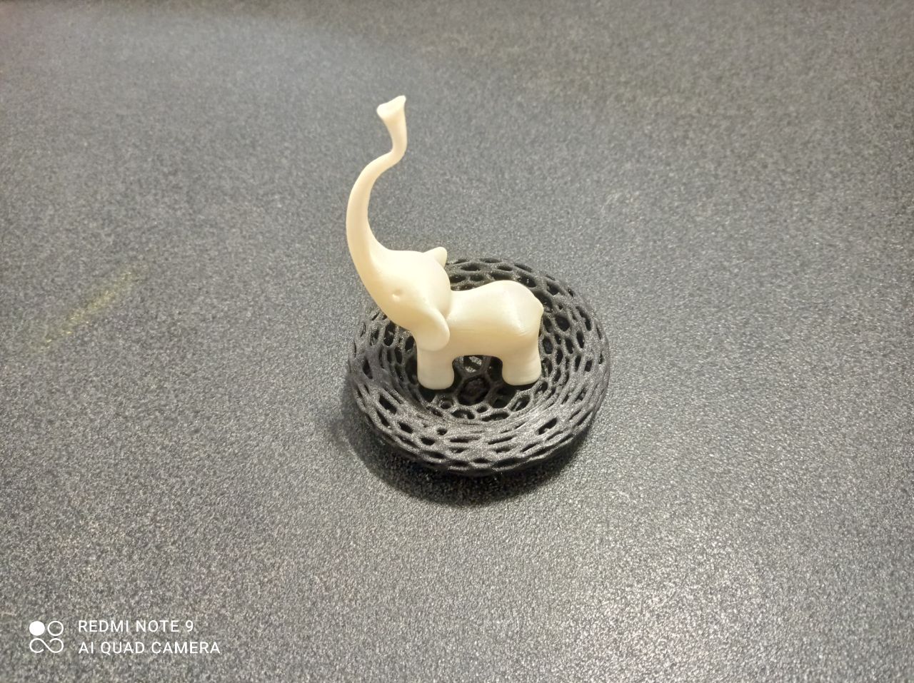 Miniatura 4 do modelo 3D Ring Holder