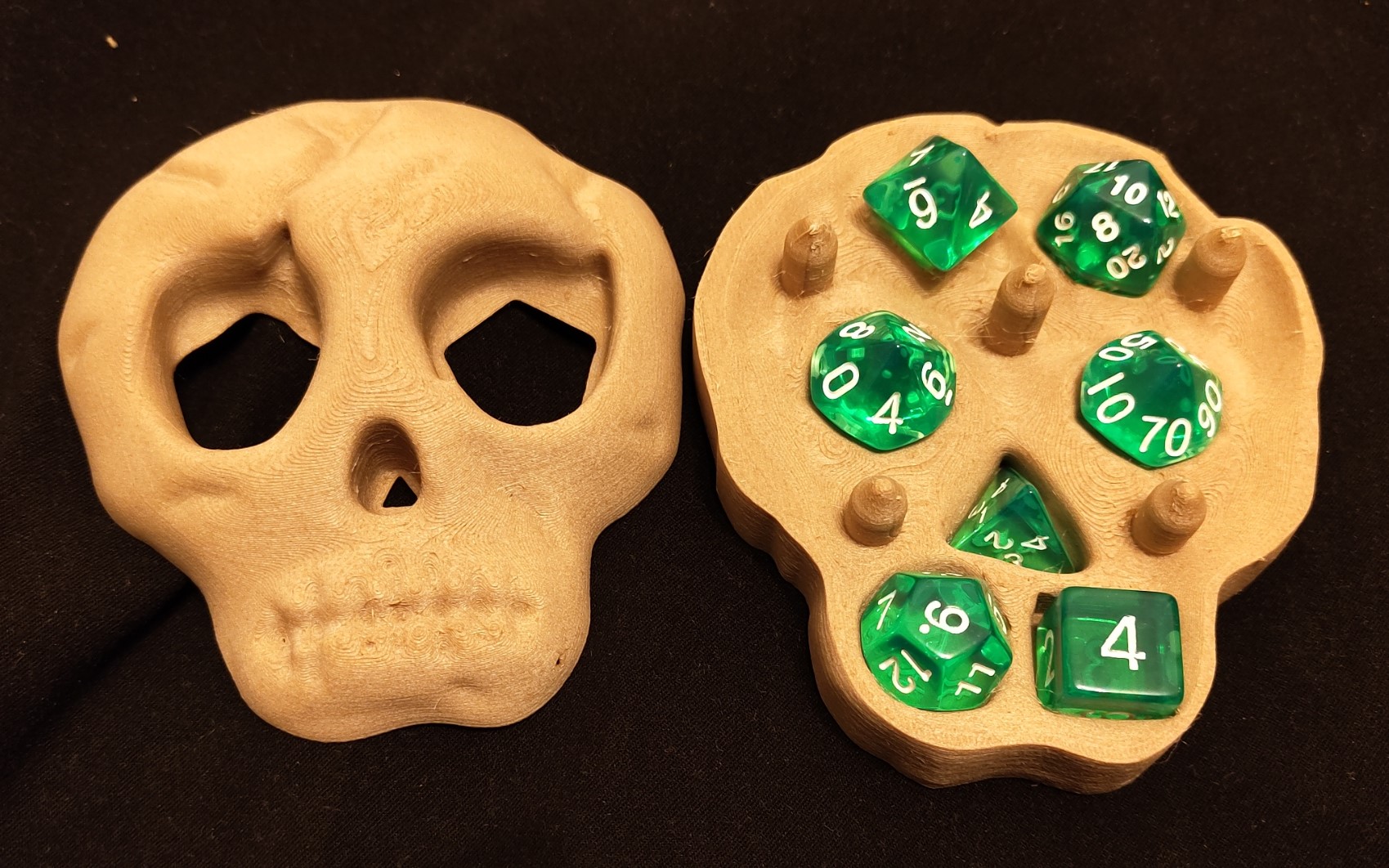 Miniatura 3 do modelo 3D Skull DnD Dice Box