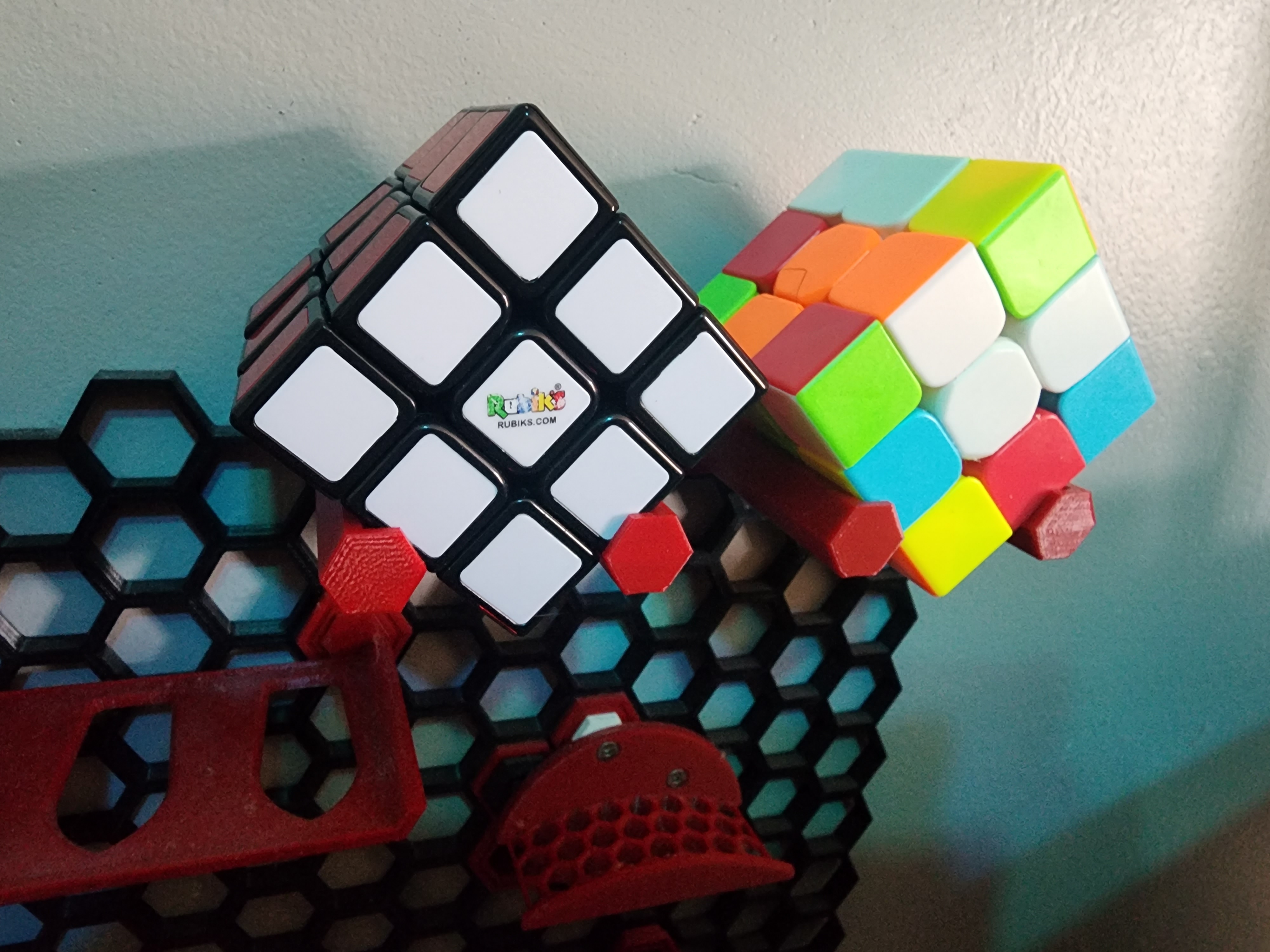 Honeycomb rubik's cube holder.