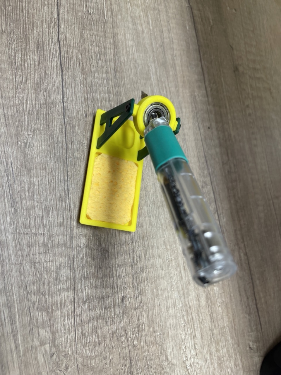 Soldering iron stand, really compact