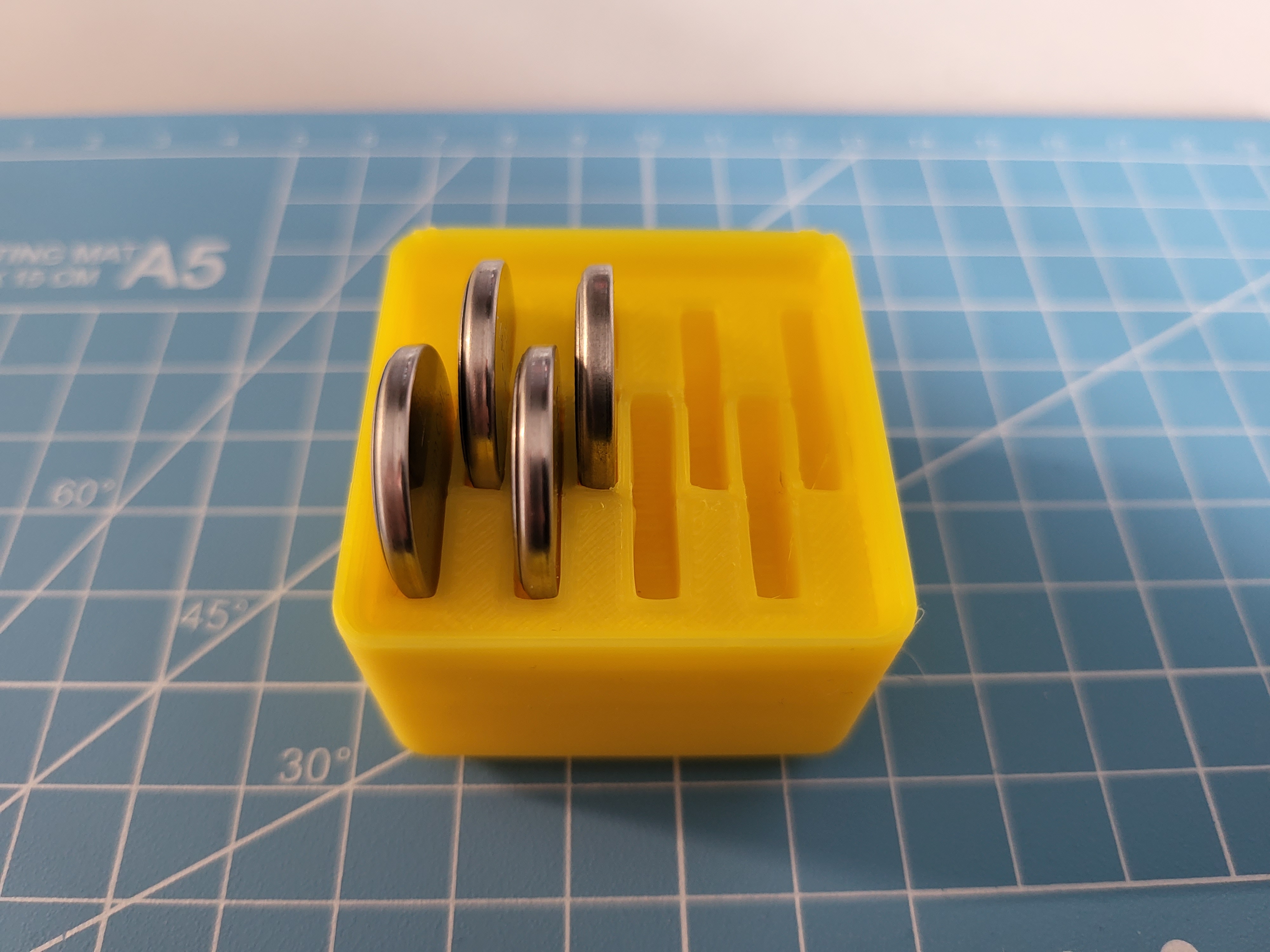 Gridfinity (Griddex) - C2032 Battery Holder