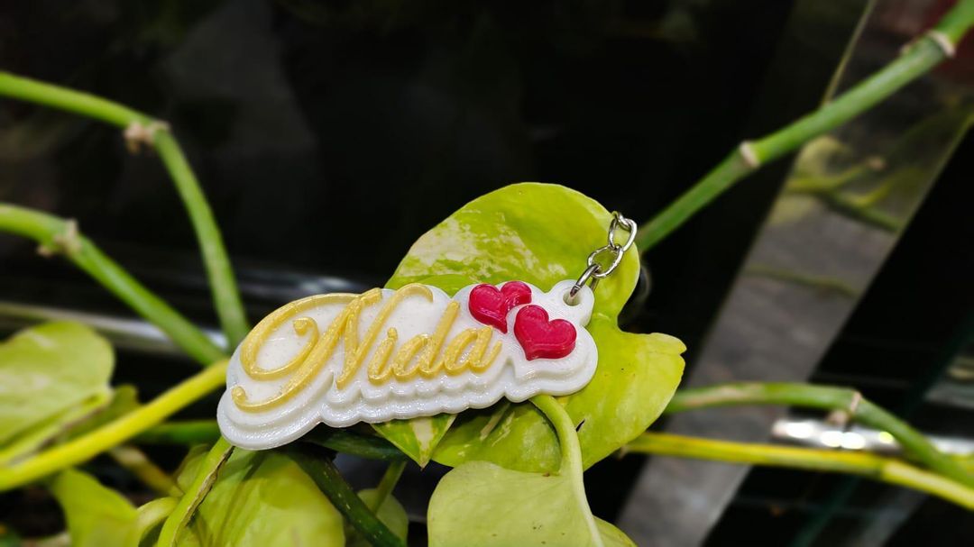 New design Name key chain with hears (Nida)