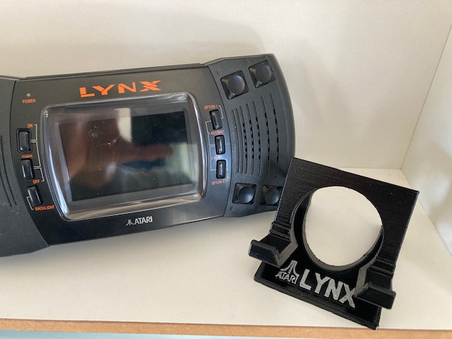 Miniatura 2 do modelo 3D Atari Lynx Display Stand