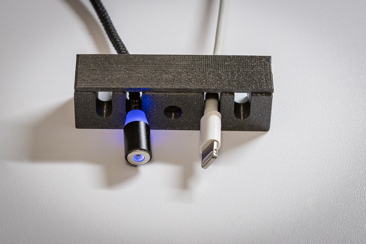 USB Cable Holder for your Desk by HarryLasVegas Download free STL