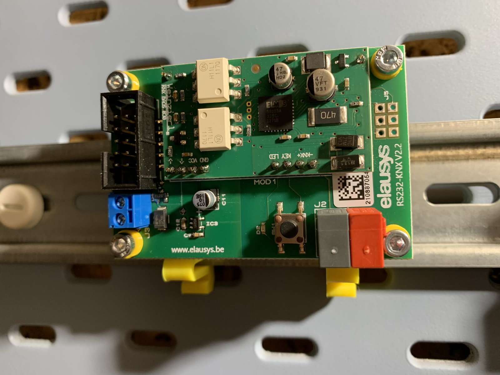 Elausys KNX - Paradox gateway DIN rail mount