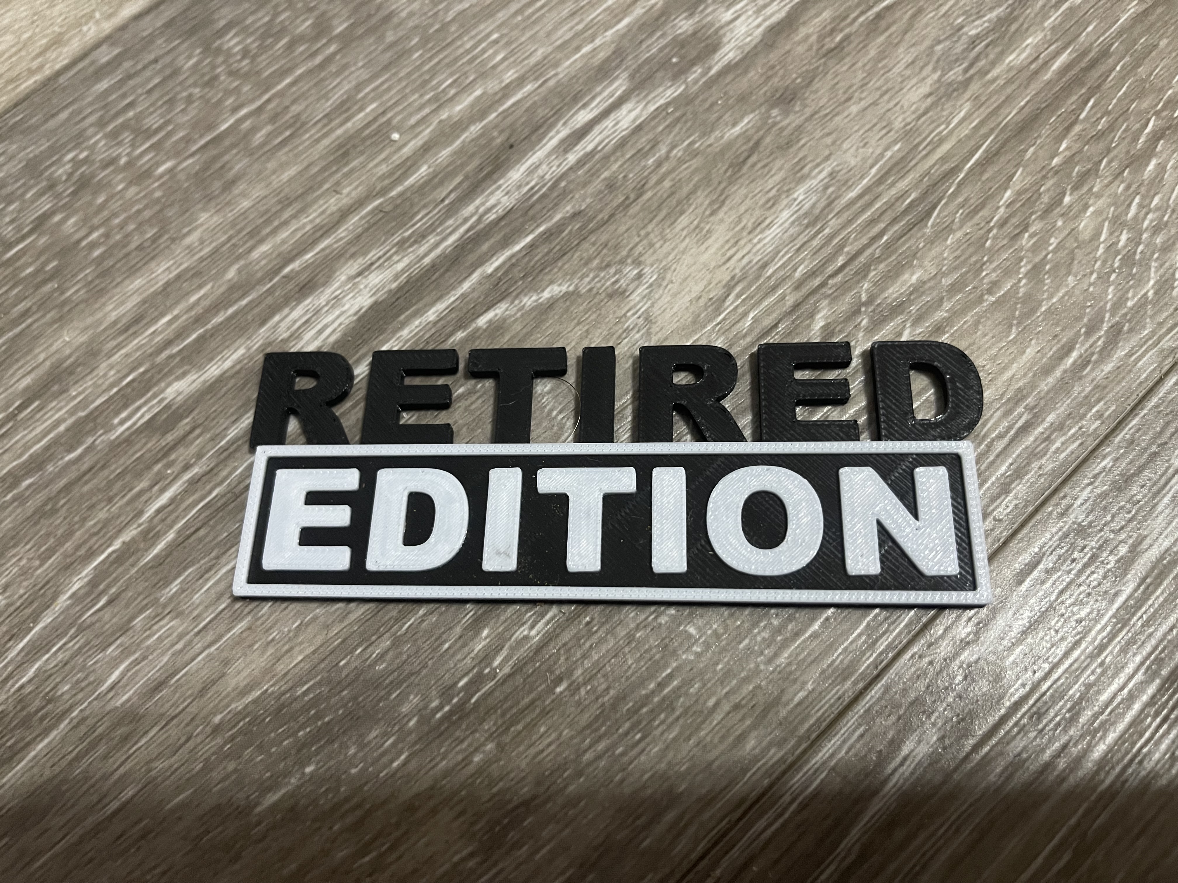 RETIRED EDITION BADGE EMBLEM-NO SUPPORTS