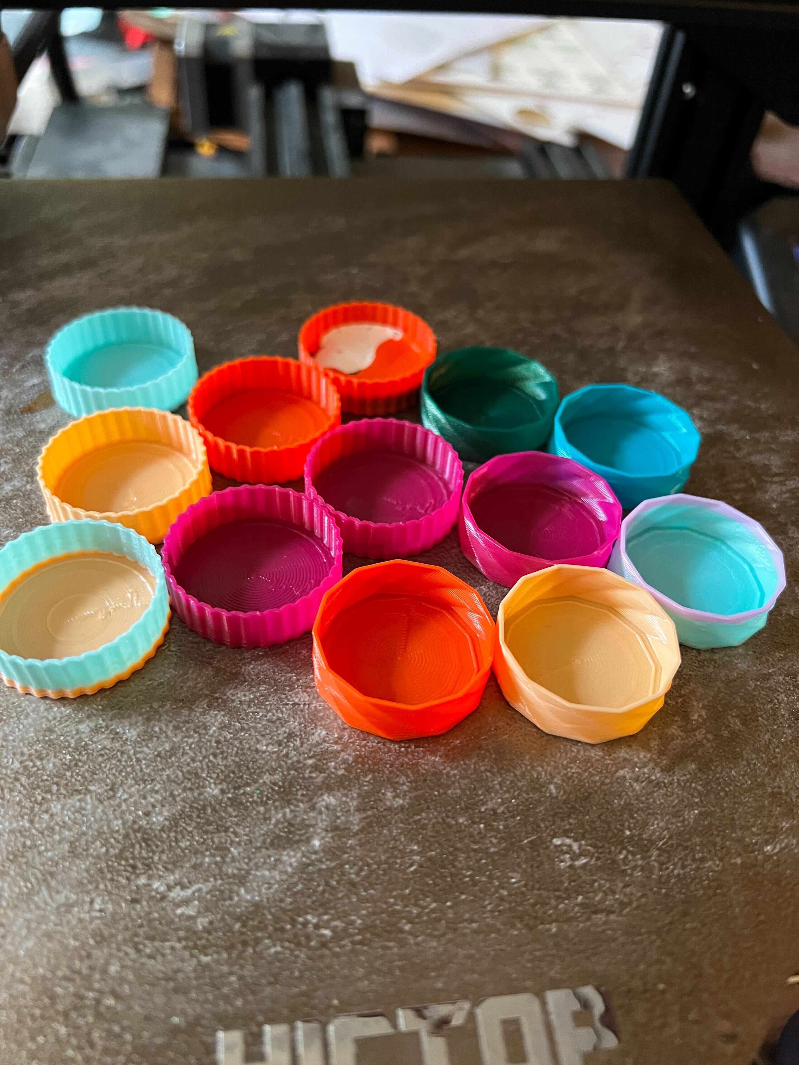 Paintcaps Vase Mode Bottlecap Paint Cups by NatureGoblin Download free STL model