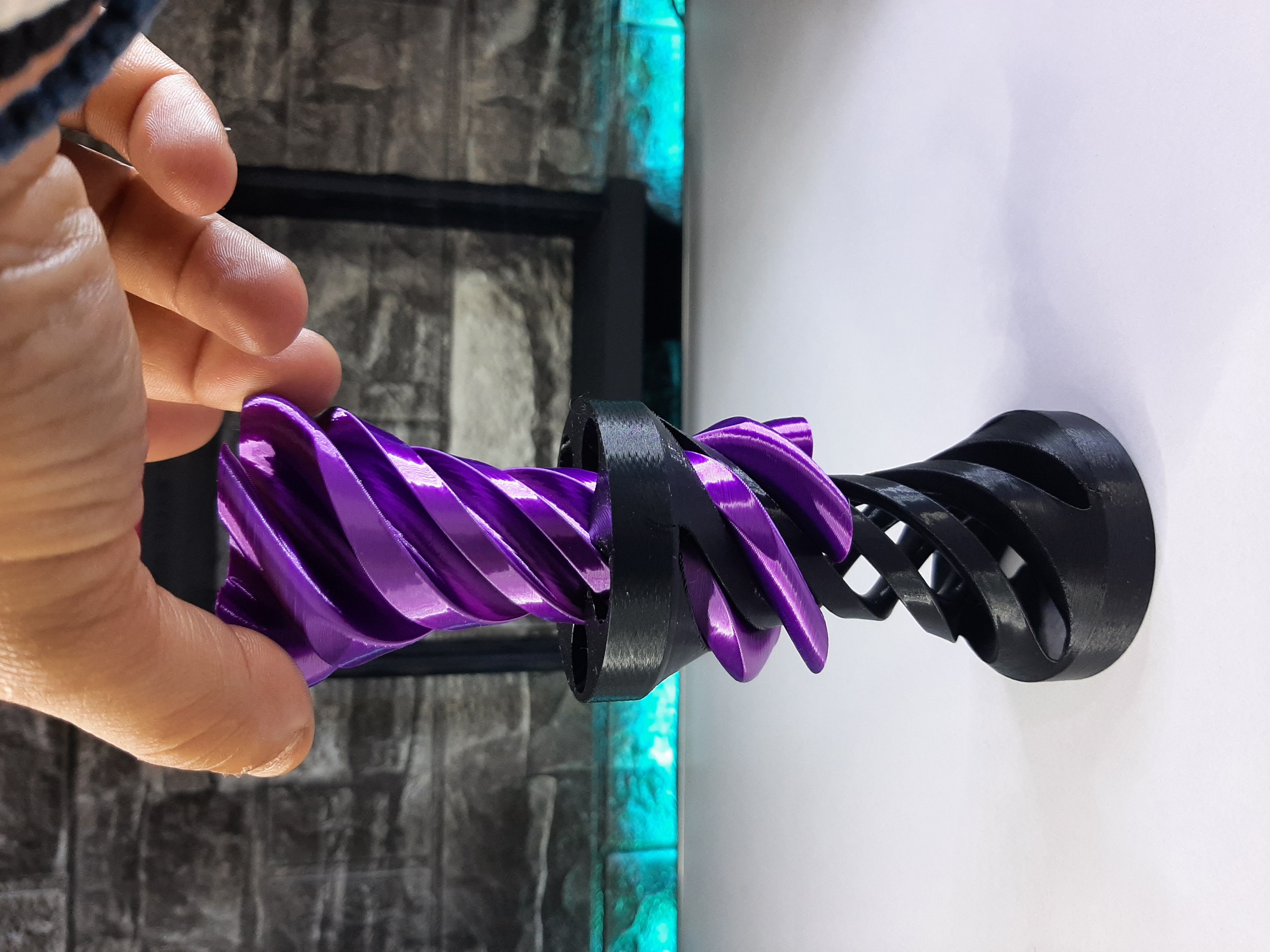 IMPOSSIBLE PASSTHROUGH FIDGET TOY — miniatura 3