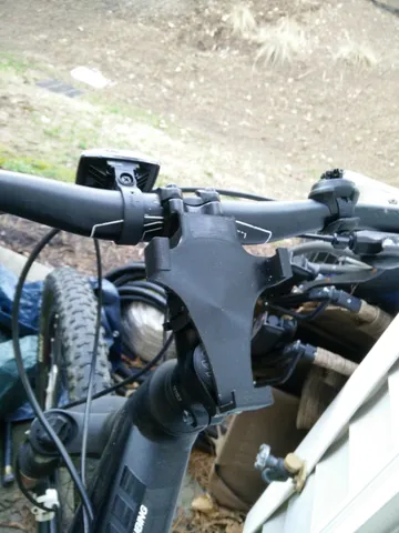 Samsung Galaxy S8 phone mount for bike