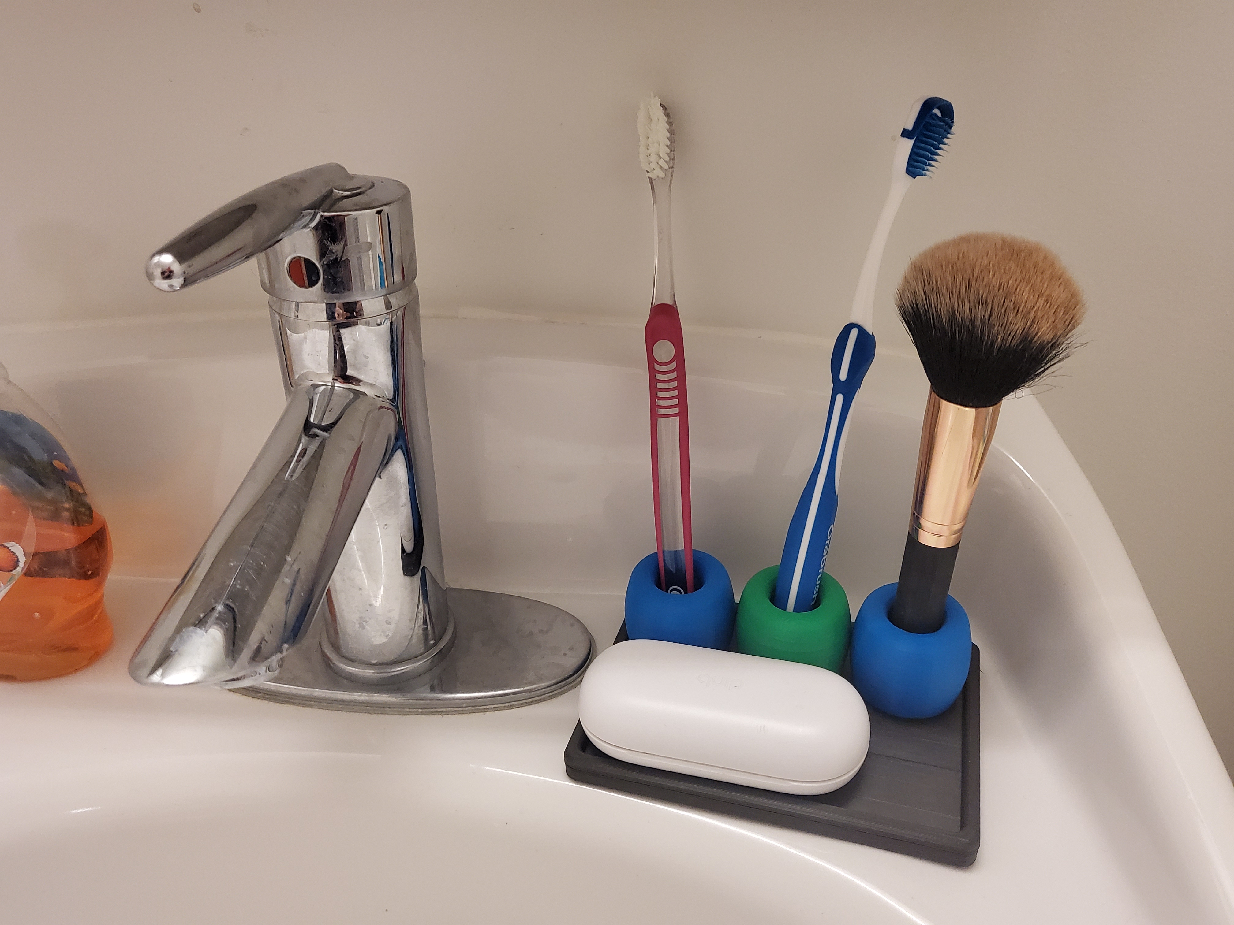 Muji-Inspired Bathroom Cup and Tray Set