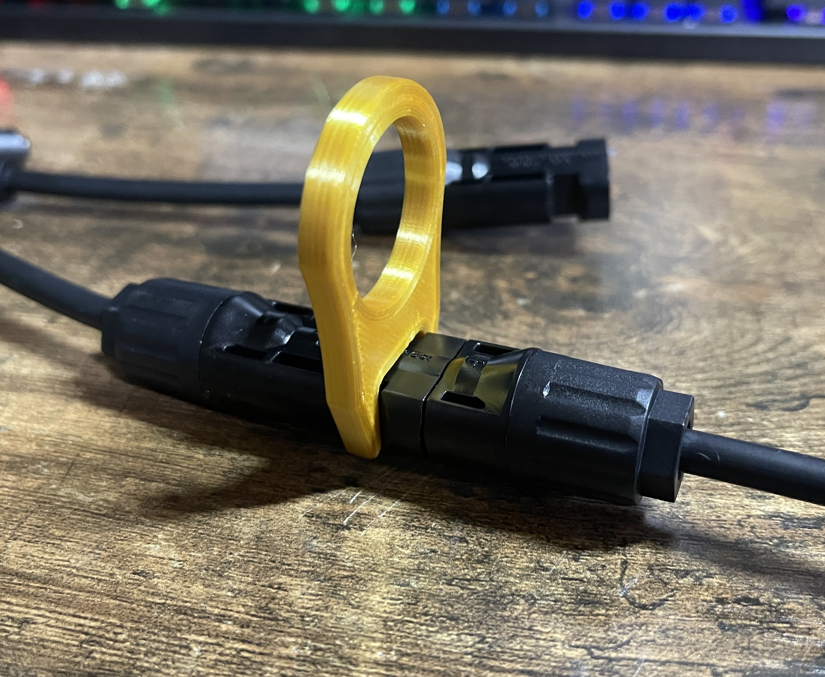 Solar MC4 connector tool