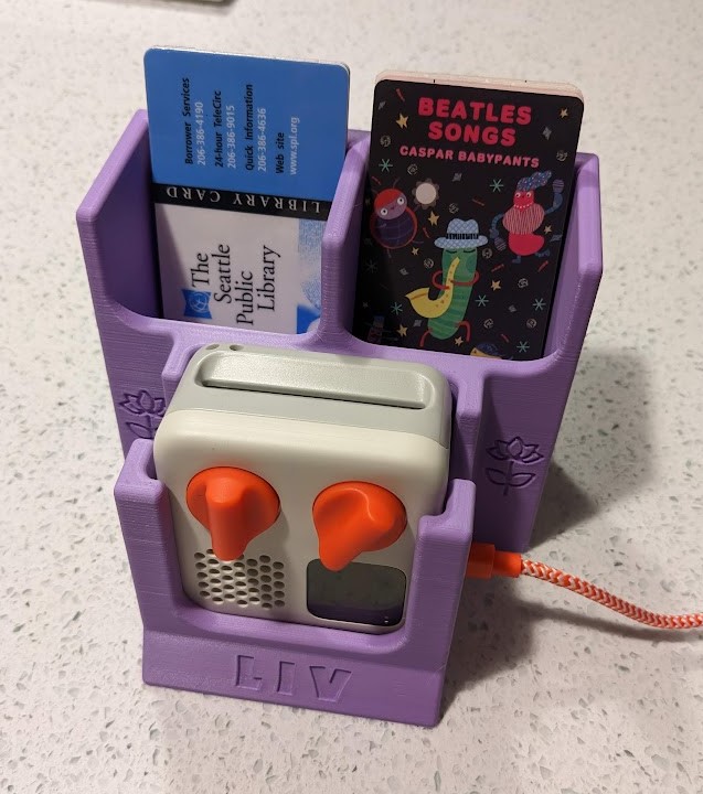 Yoto Mini Dock & Card Holder