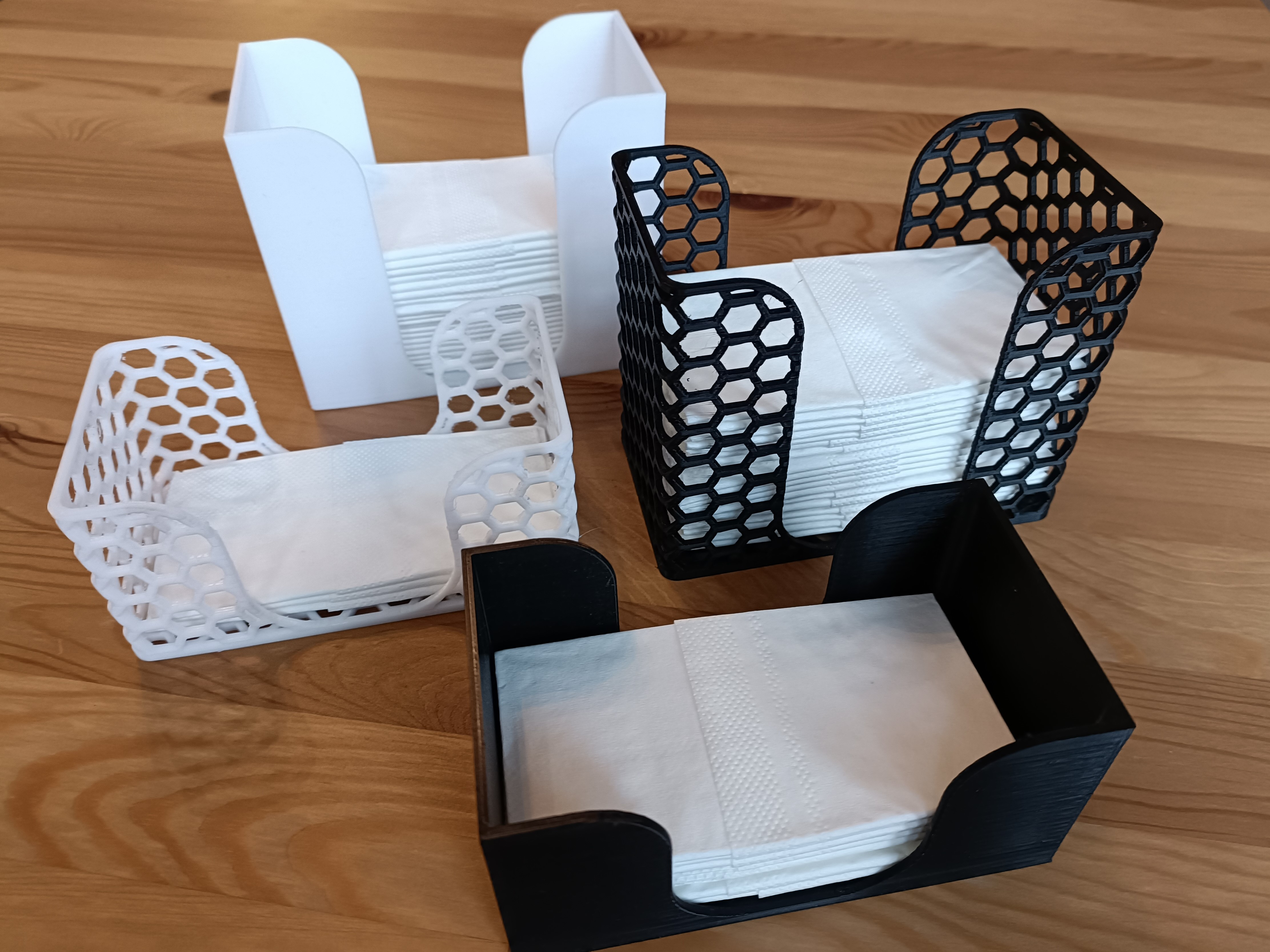 Tissue Holder