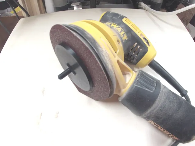 DeWalt Sanding Disk Tool