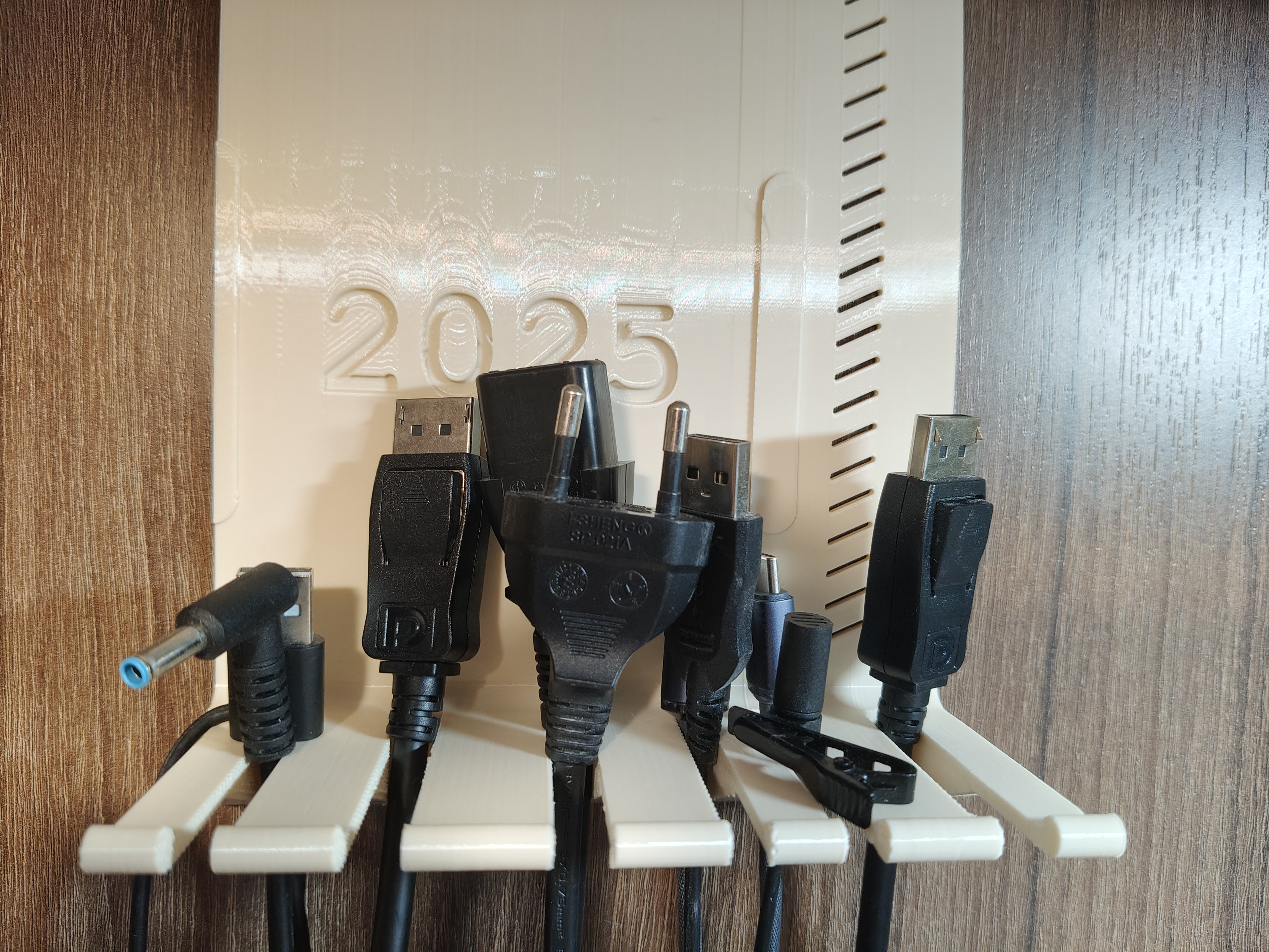 Cable Keeper - No-Drill Door Mount for 16mm Cabinets