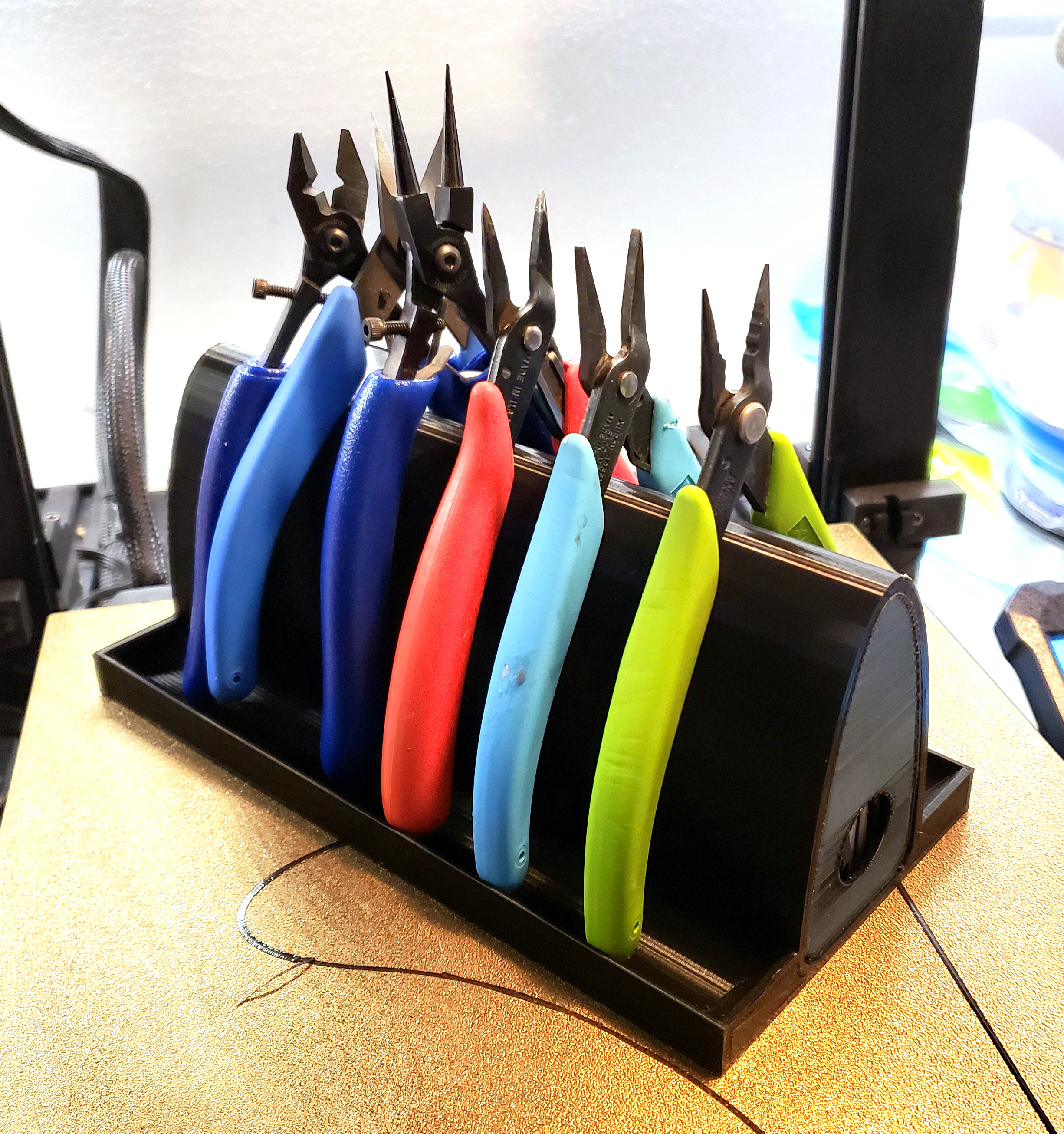 Pliers Stand with Drawer