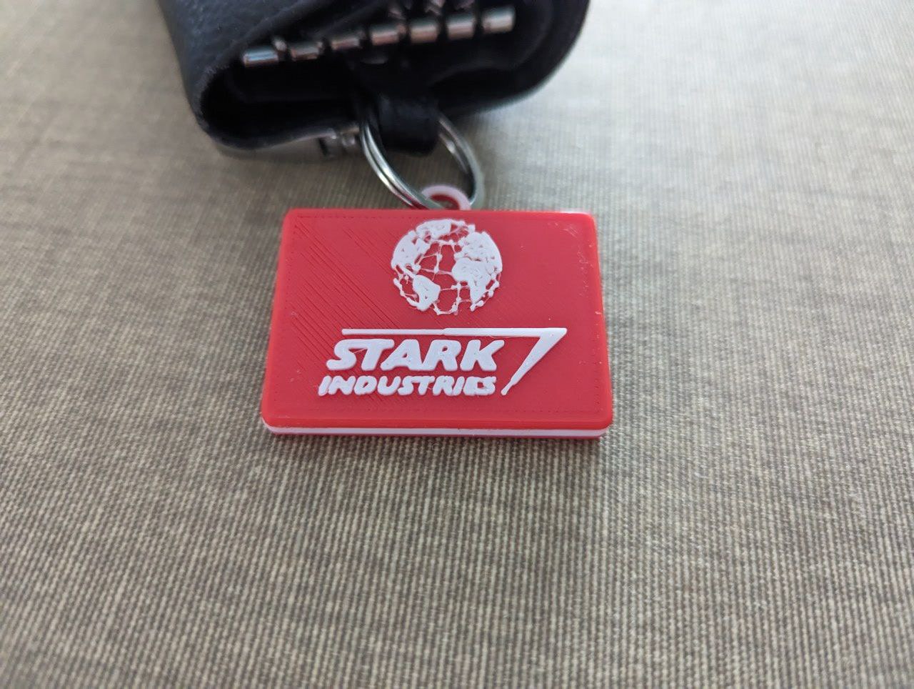 LLAVERO STARK INDUSTRIES PARA INSERTAR RFID