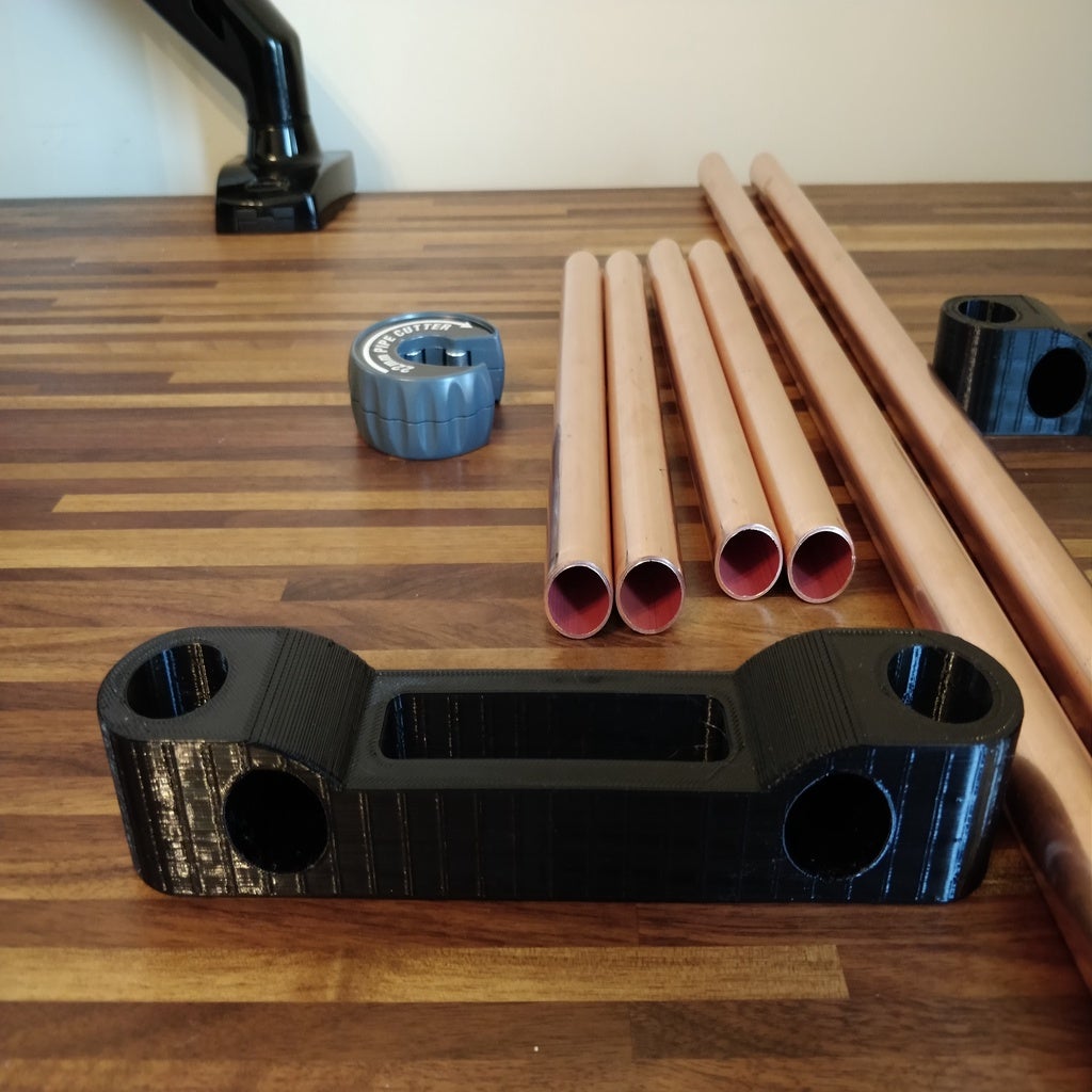 Filament spool storage.  22mm Copper pipe.