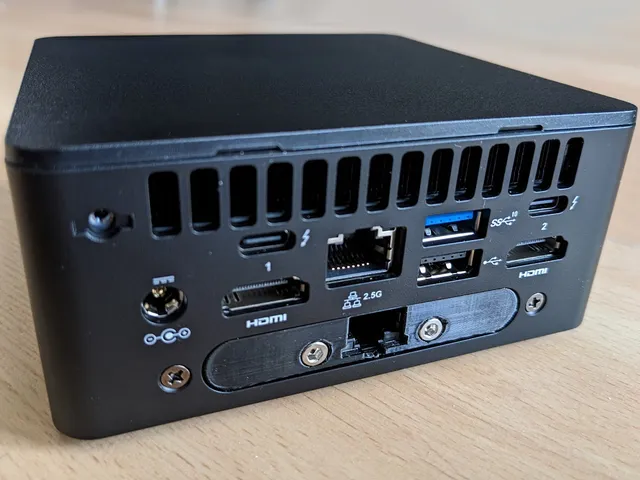 Intel NUC 12 Pro Innodisk EGPL-T101 cover and accessory port kit