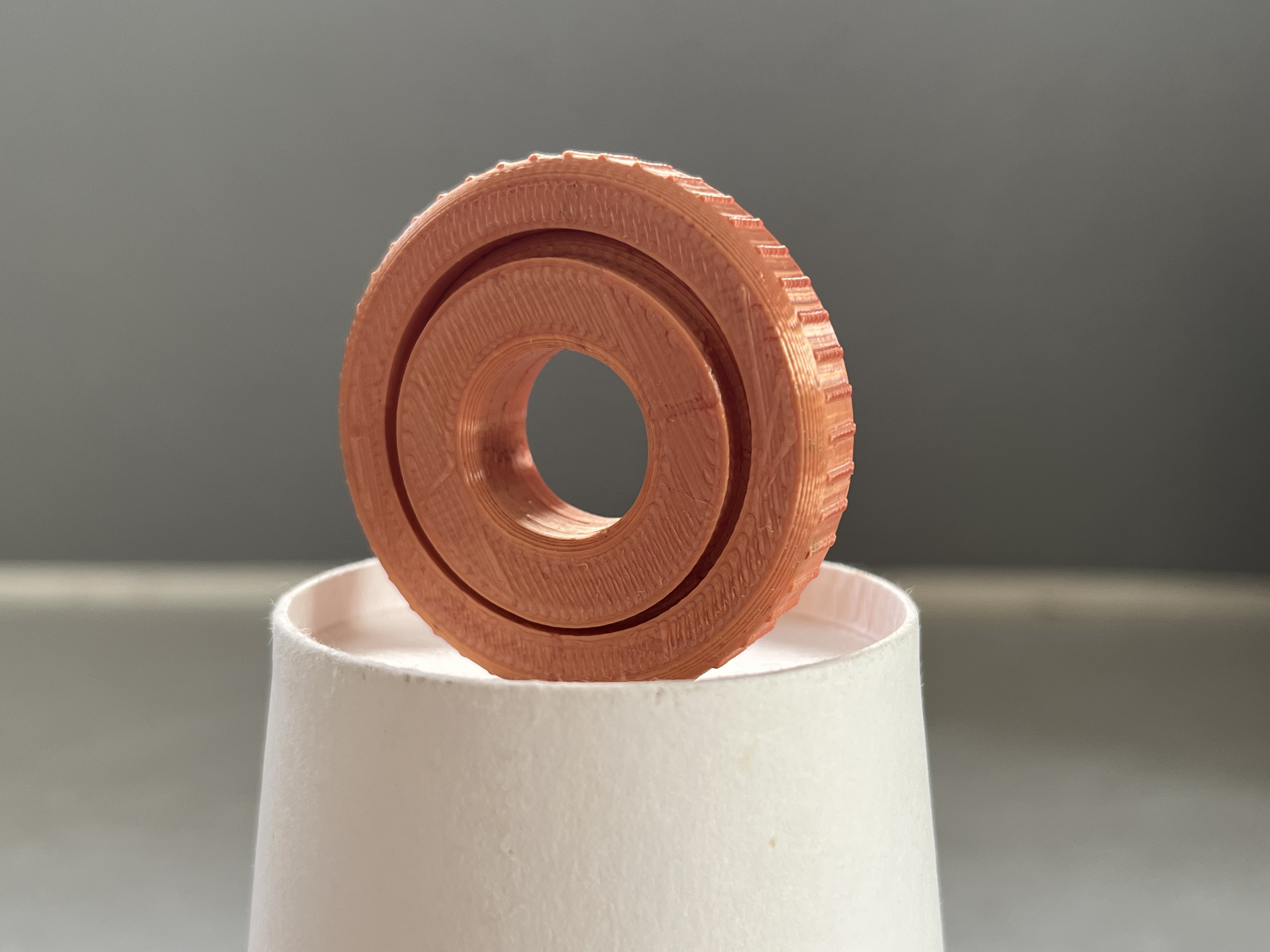 Fidget spinner ring - print-in-place