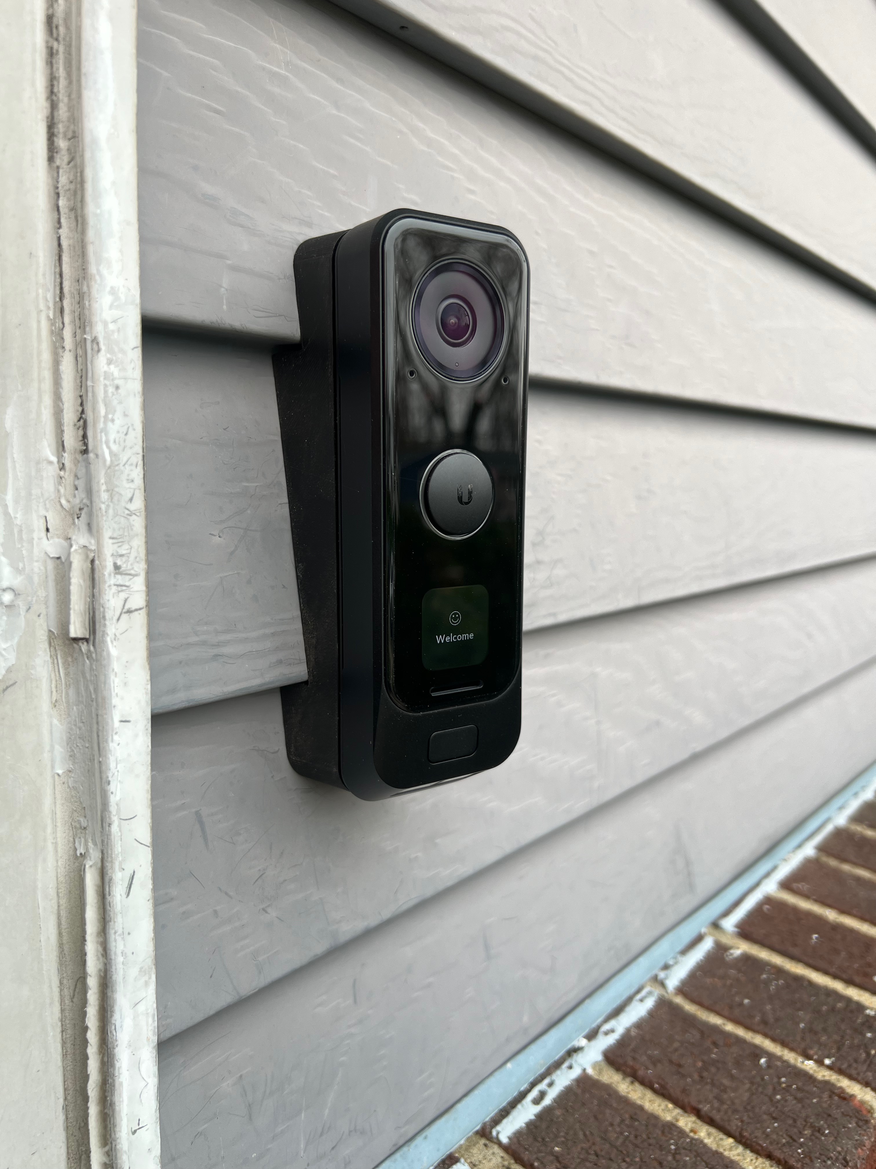 Ubiquiti G4 Doorbell Pro Wedge Mount for Siding