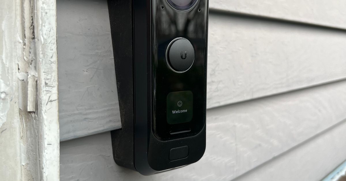 mounting ring doorbell to siding
