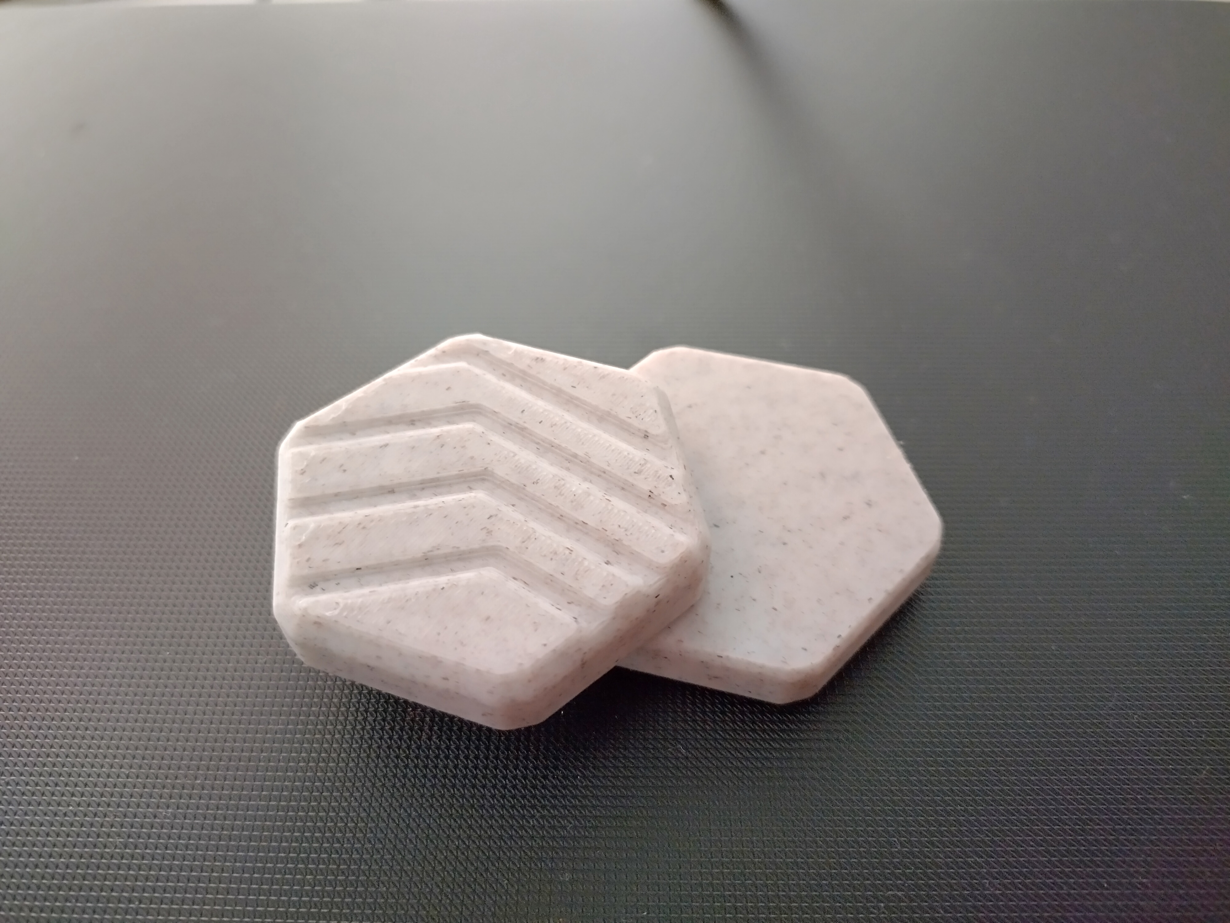 Hex magnetic fidget toy