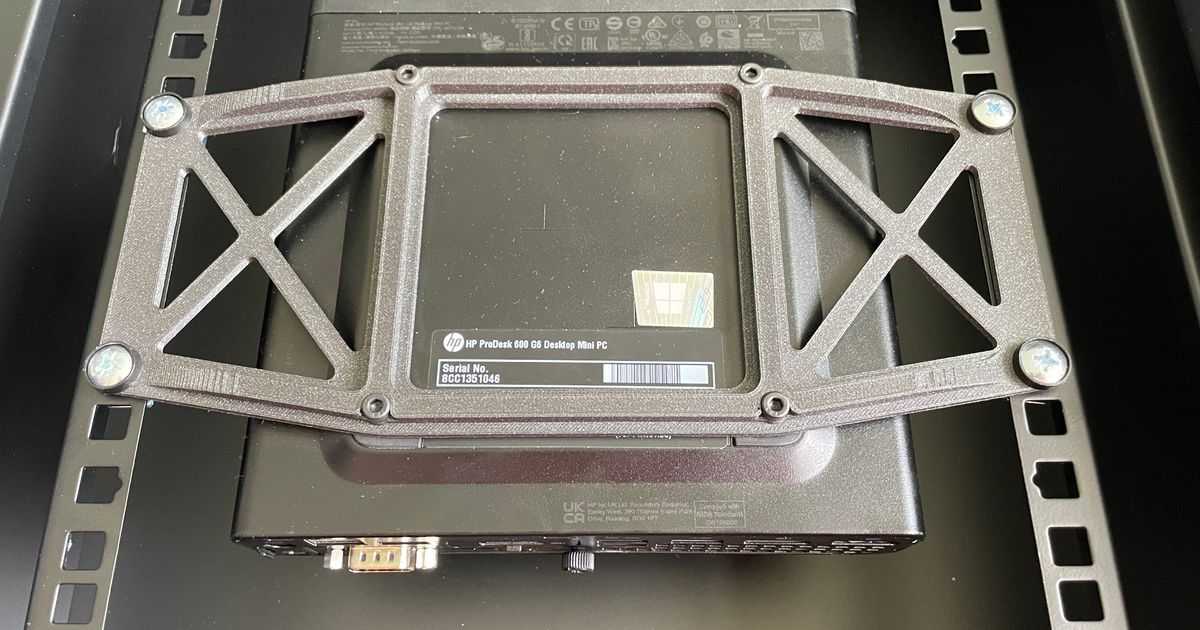 VESA Mount for 10" racks by Tomáš Ciffra Download free STL model