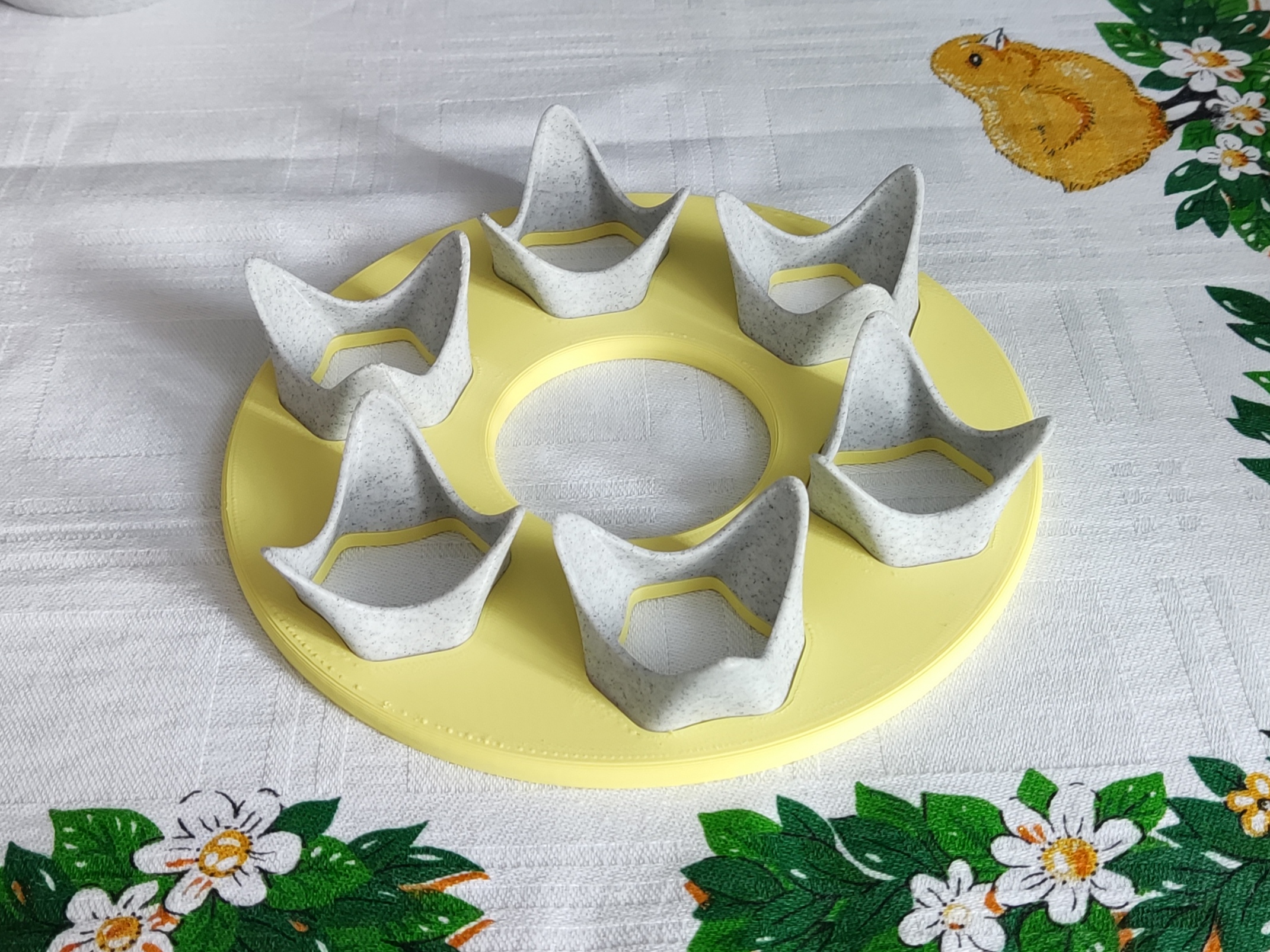 Miniatura 2 do modelo 3D Circle egg stand