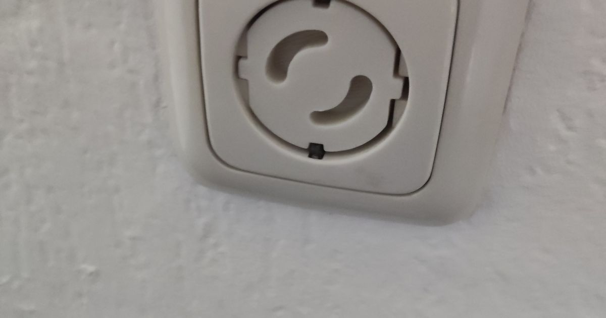 Kindersicherung für Steckdose childproof socket by DaWingla | Download