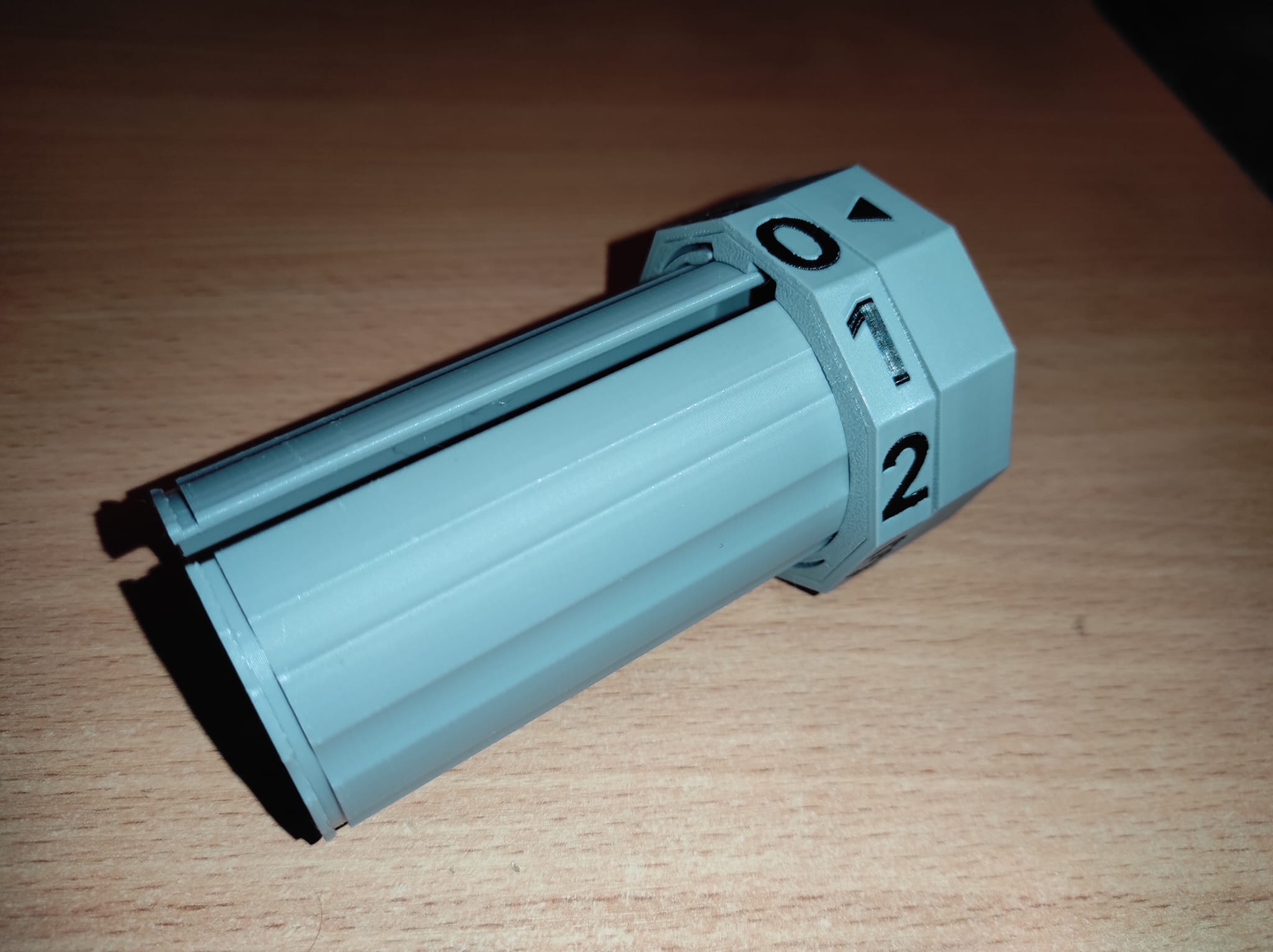 Miniatura 6 do modelo 3D Eight digit numeric cryptex