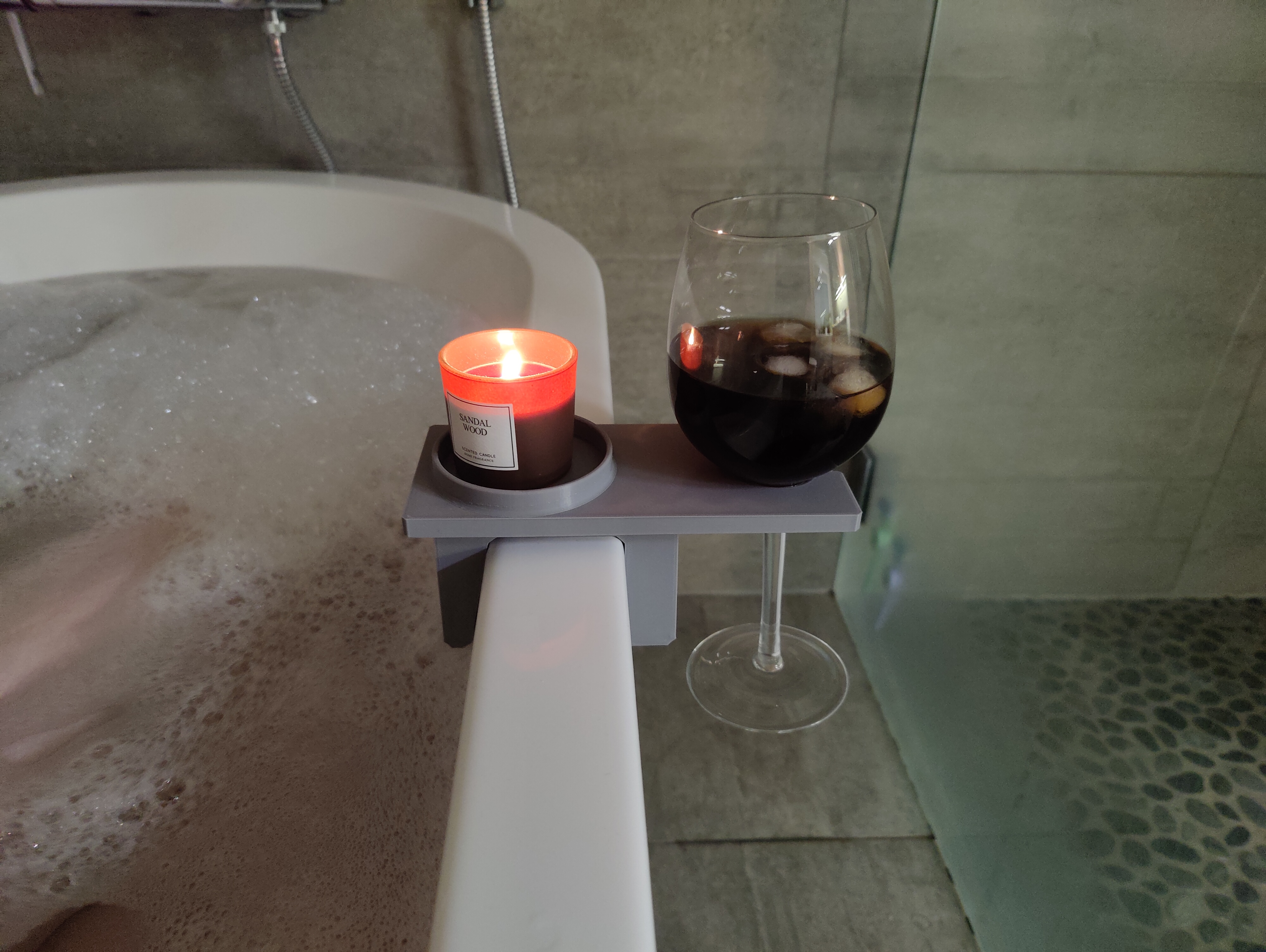 Bathtub glass candle holder