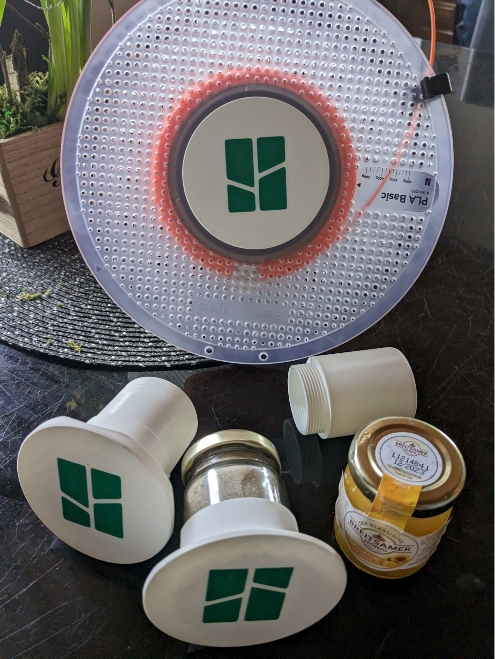 Additional weight for filament spool in the AMS